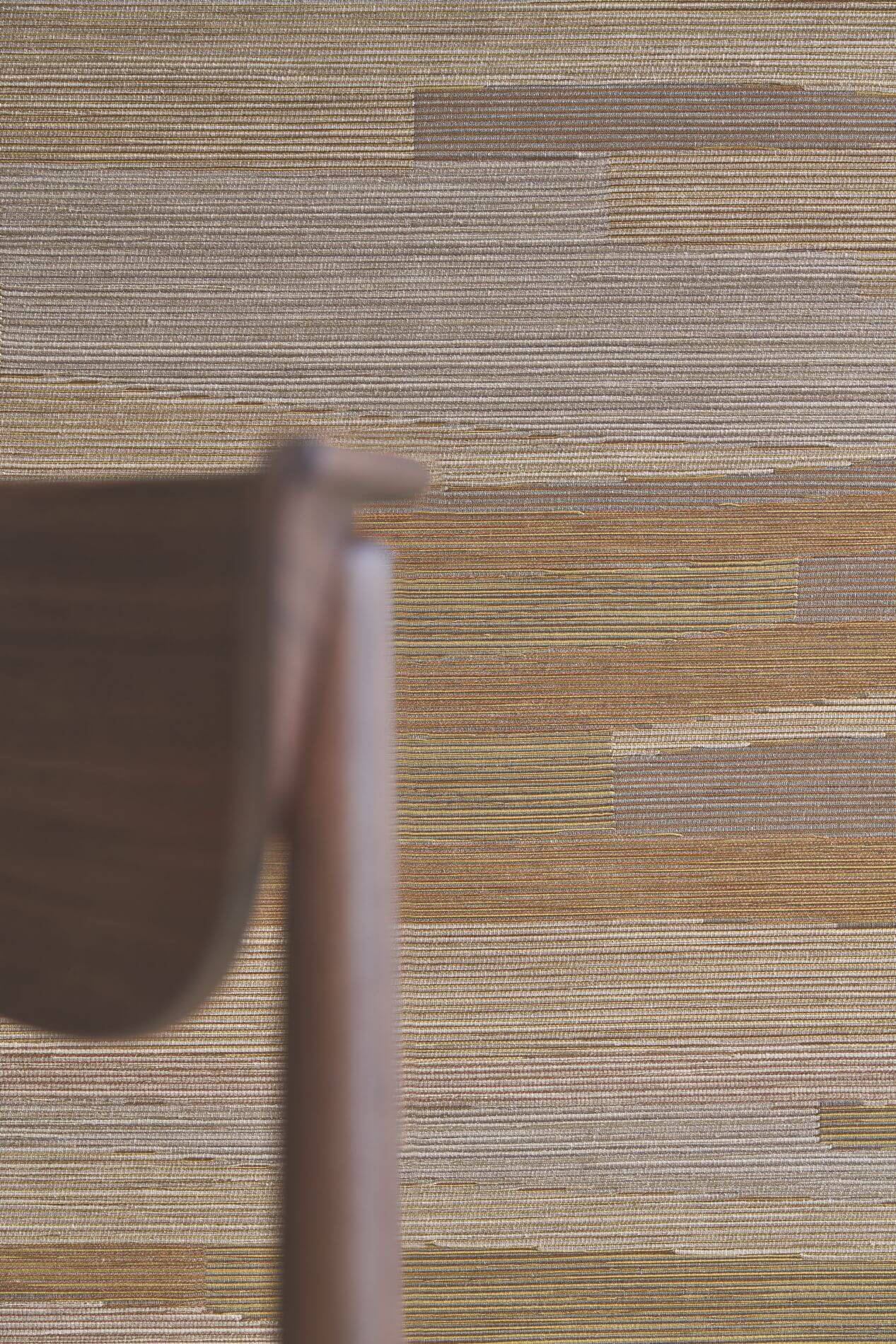 Textile wallpaper with a striped structure and jacquard weave HALANA - VERT EMERAUDE emerald