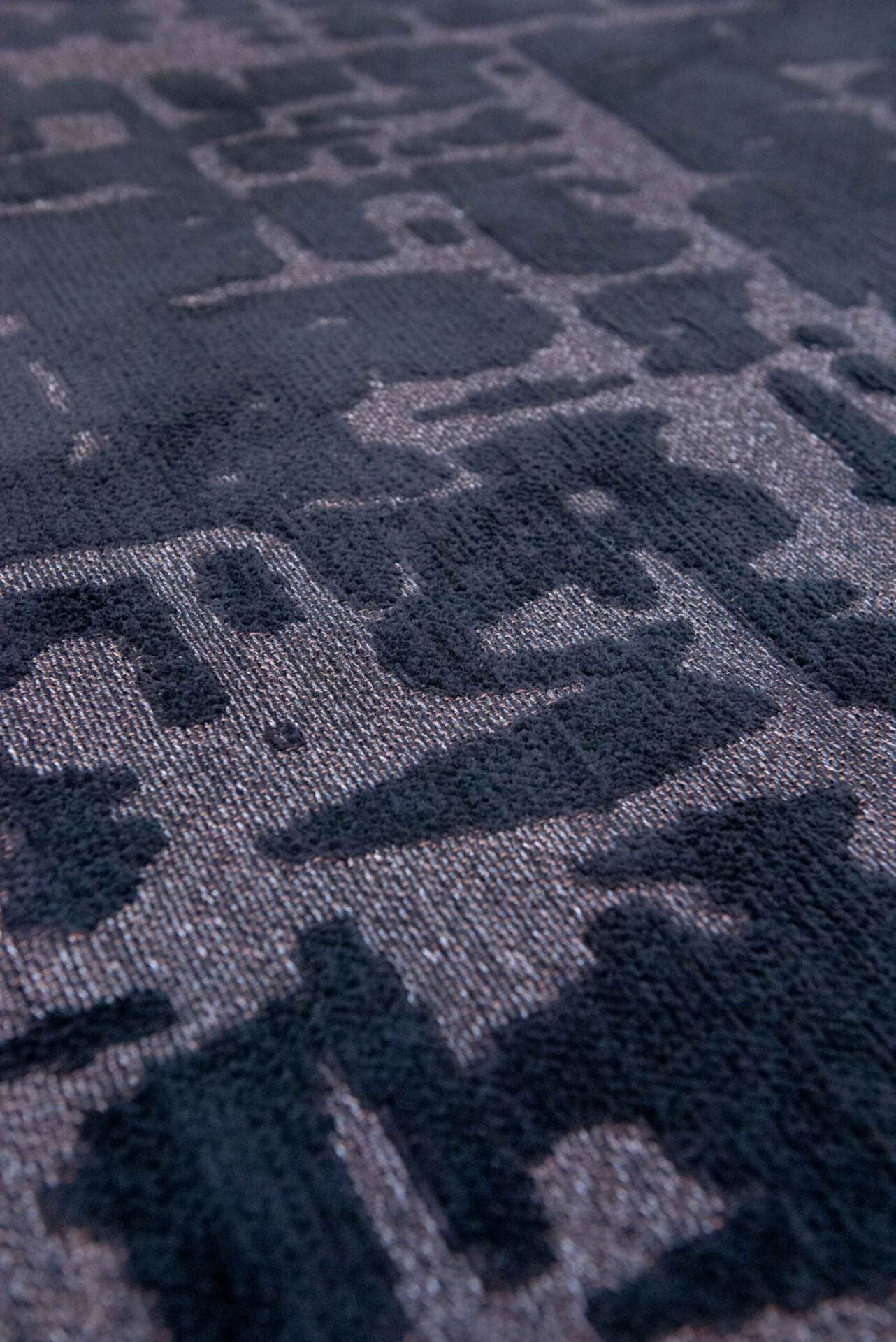 Kruhový koberec BAOBAB ČIERNA VODA čierny