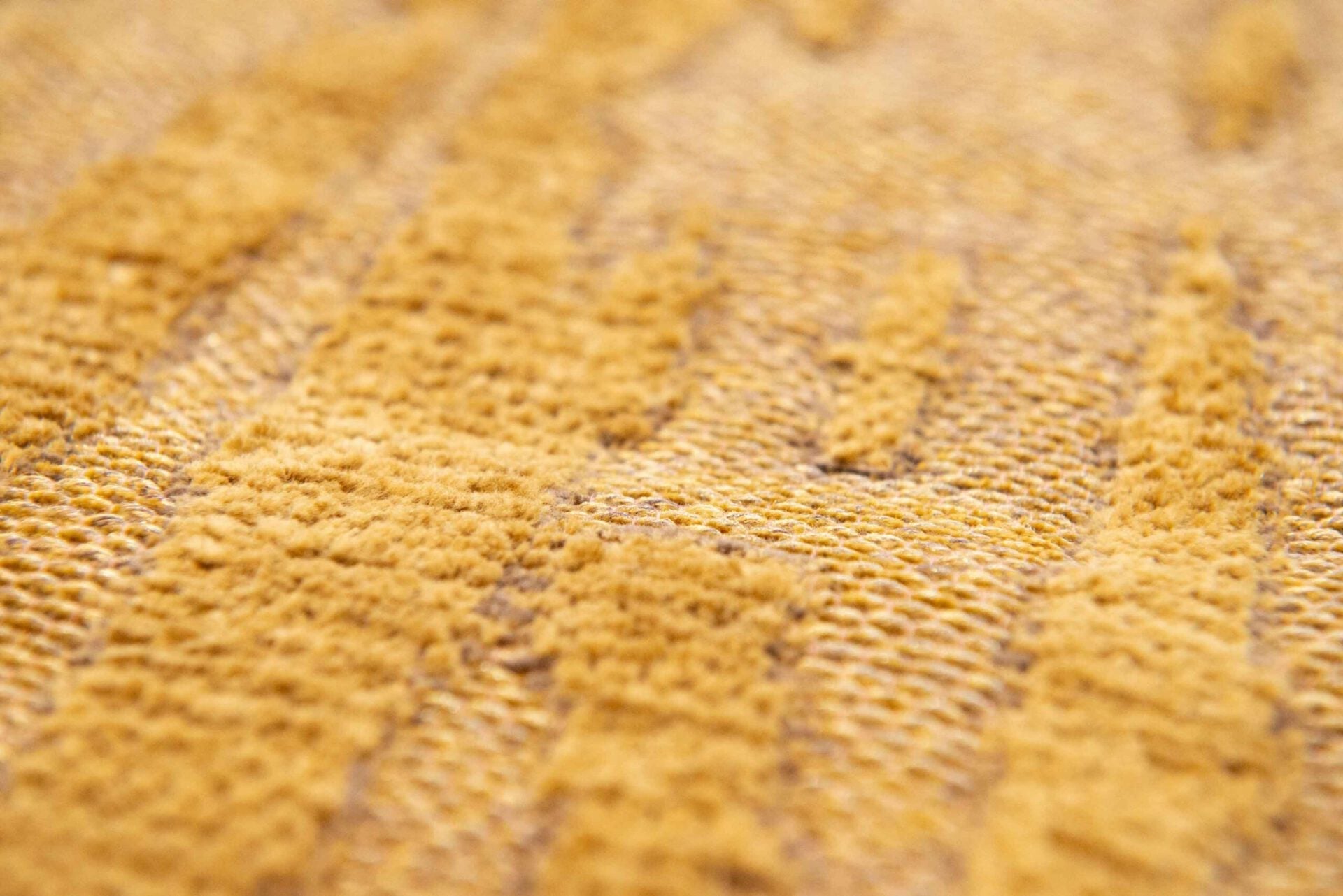 Kruhový koberec BAOBAB MADAGASKAR ZLATÝ