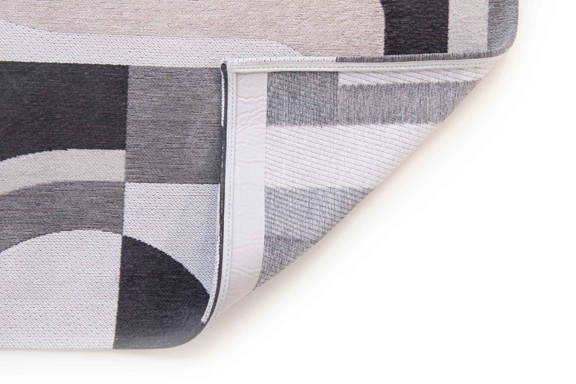 Koberec MODULE SAXON BEIGE šedo-čierny