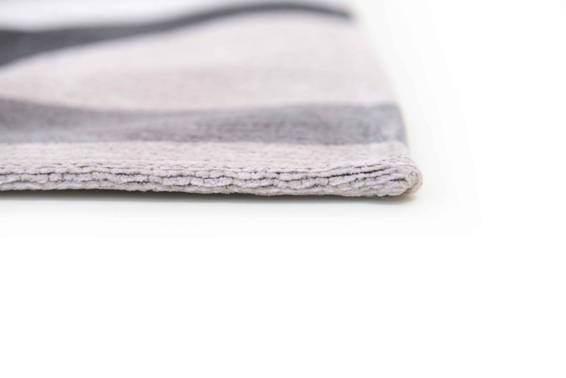 Koberec MODULE SAXON BEIGE šedo-čierny