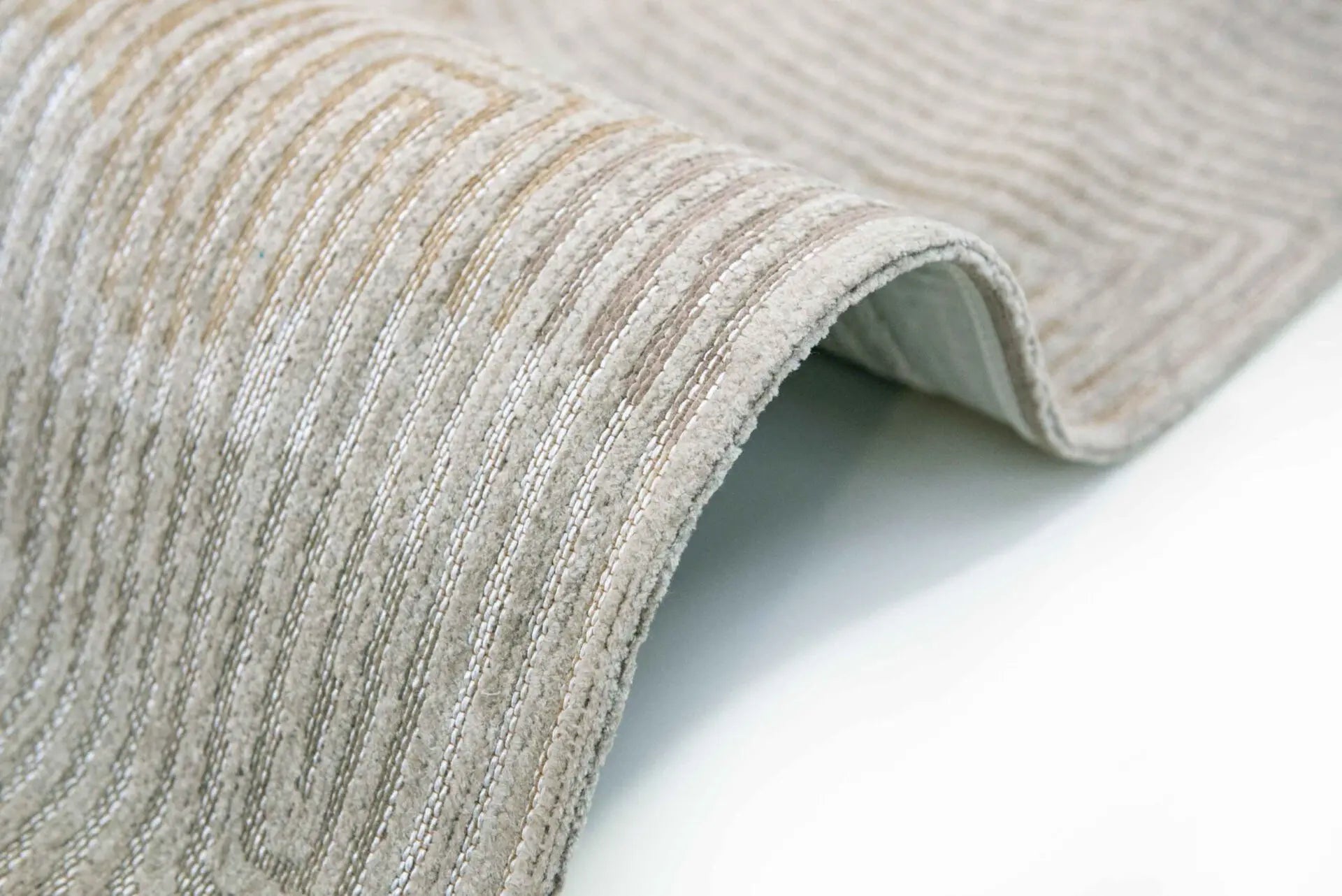 Okrúhly koberec CORAL SHELL BEIGE béžový s bielou