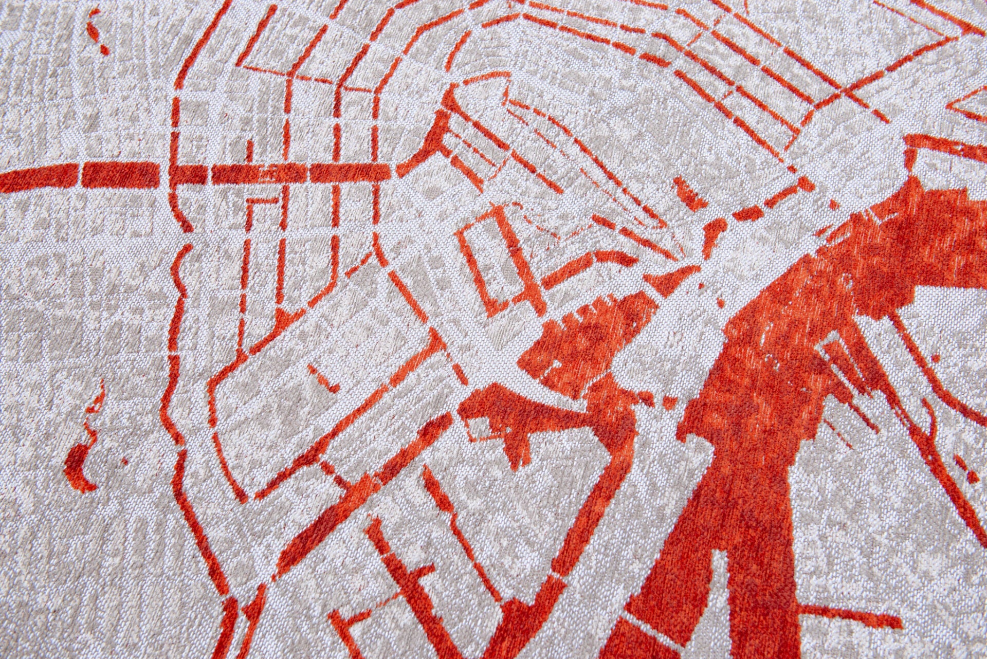 Kruhový koberec CITIES AMSTERDAM ORANŽOVÝ STRIH červený