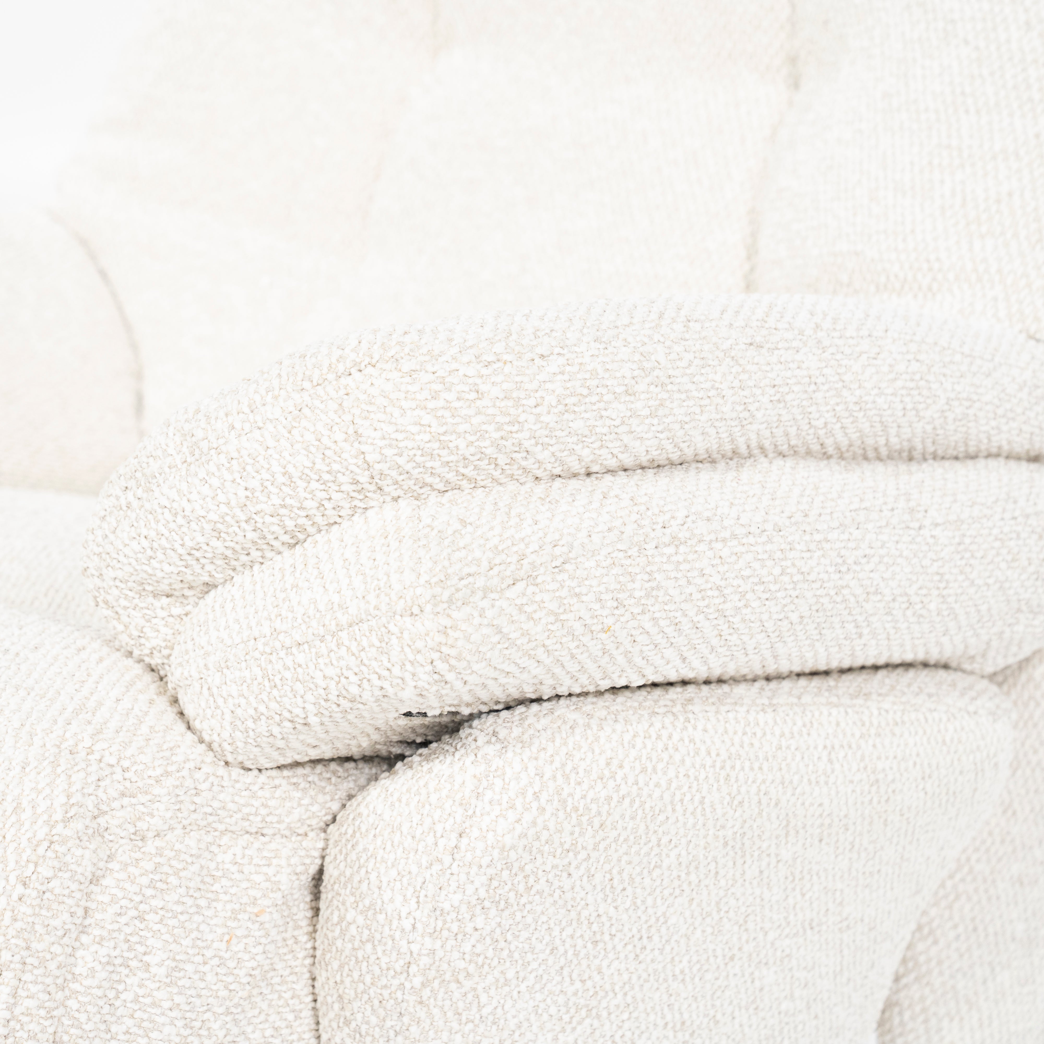 Fotel s podnožkou CALEB béžový s čiernym podstavcom