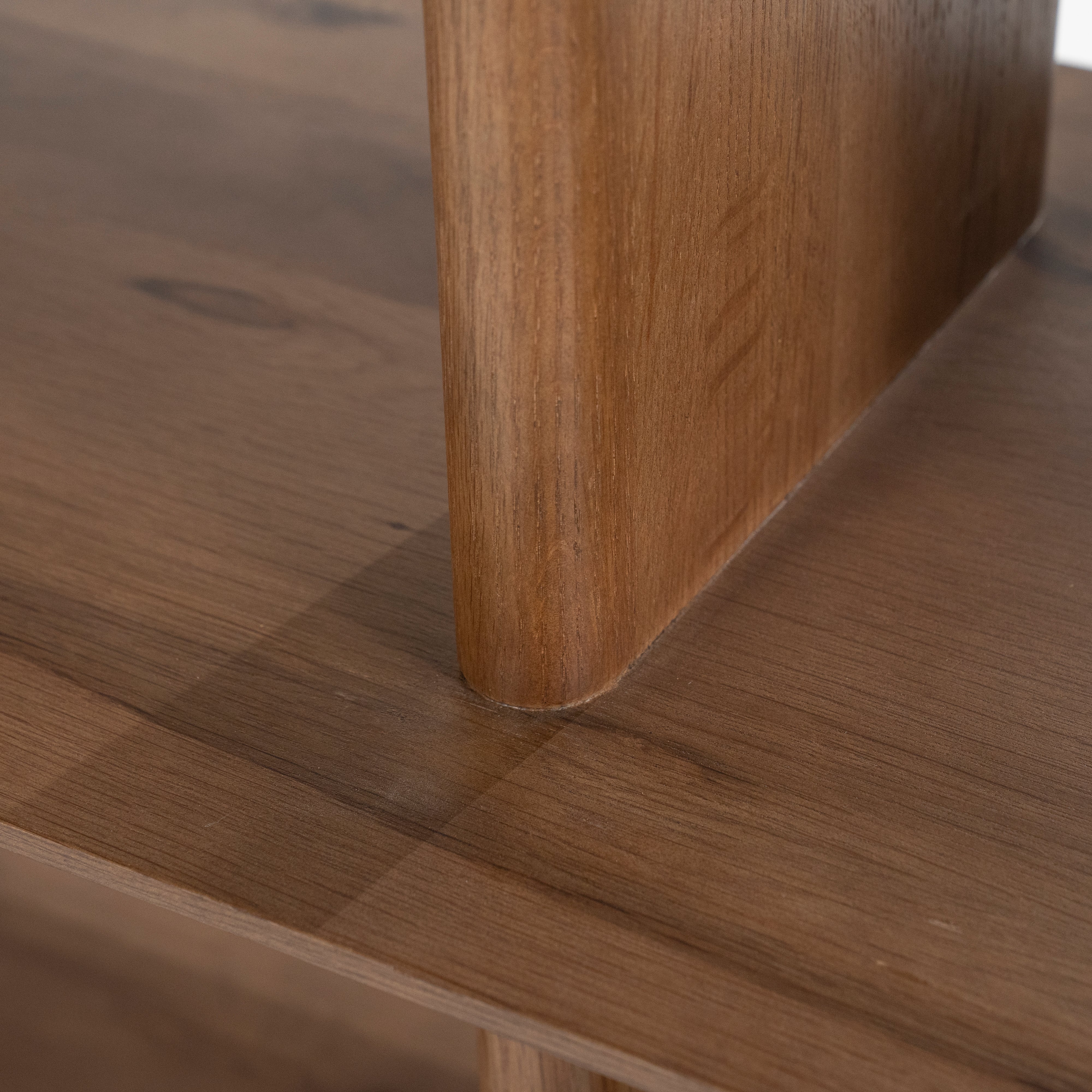 Nízky regál TY tmavé dubové drevo