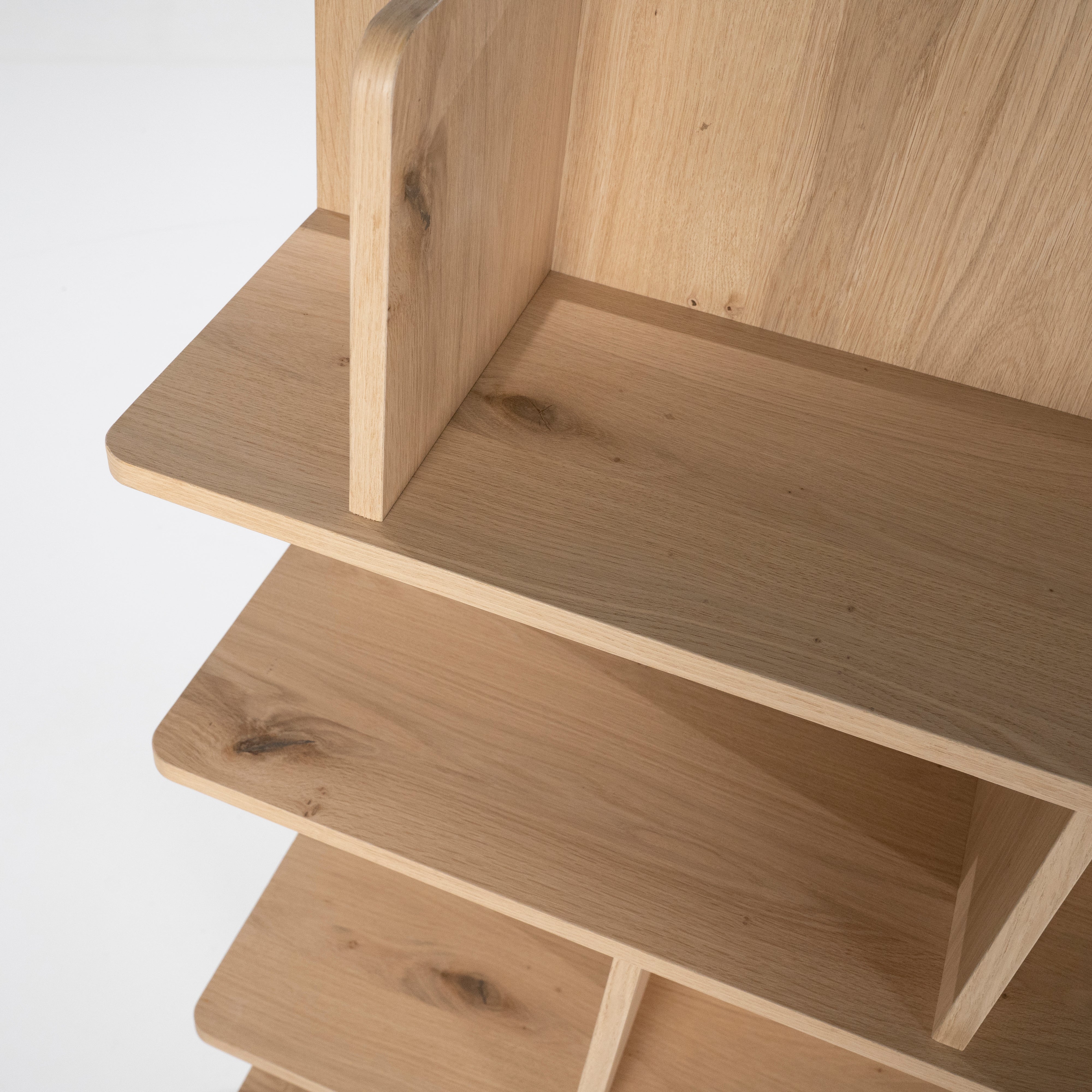 Regál RENEE dubový dyha