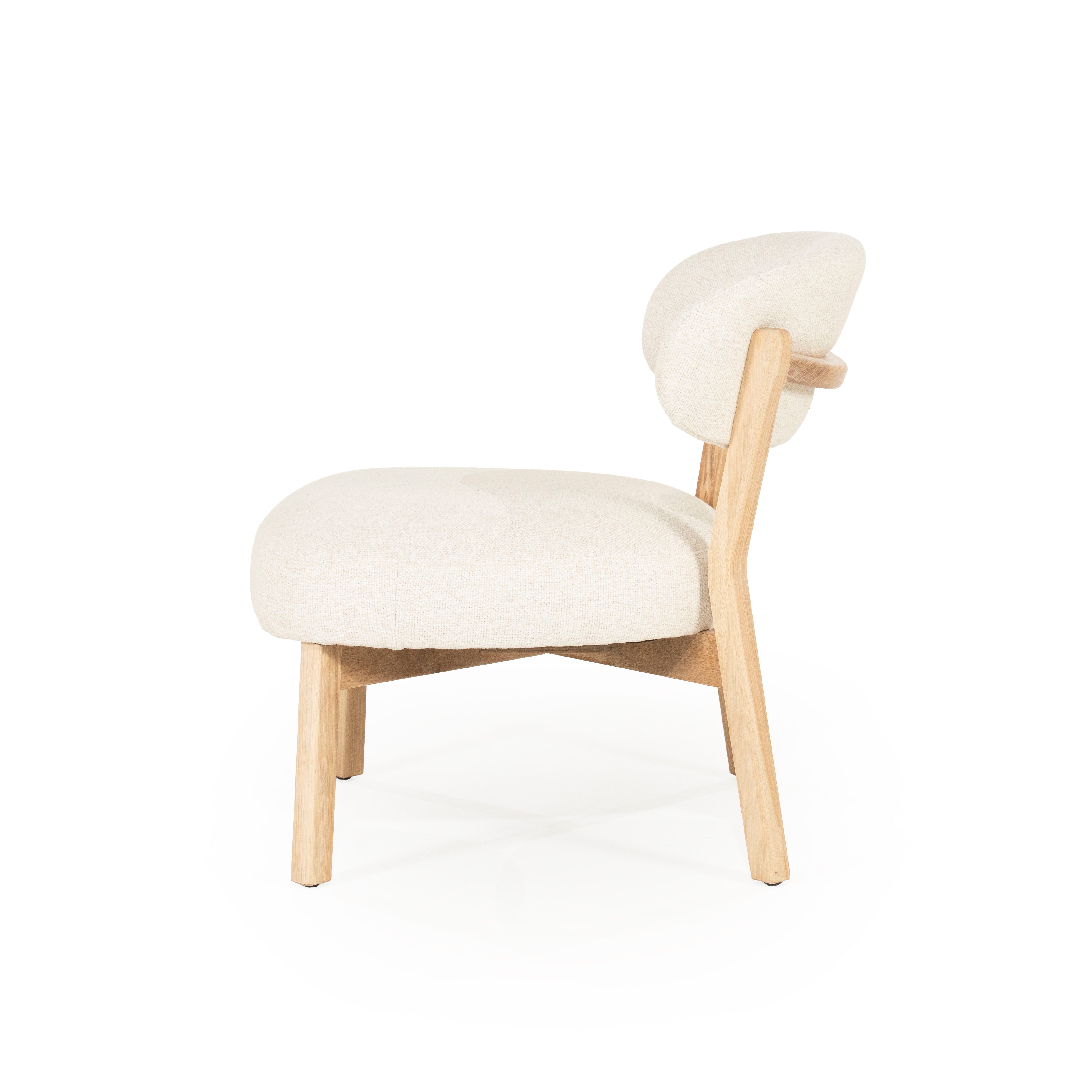 MIKKY Armchair in Light Beige with Light Wooden Base