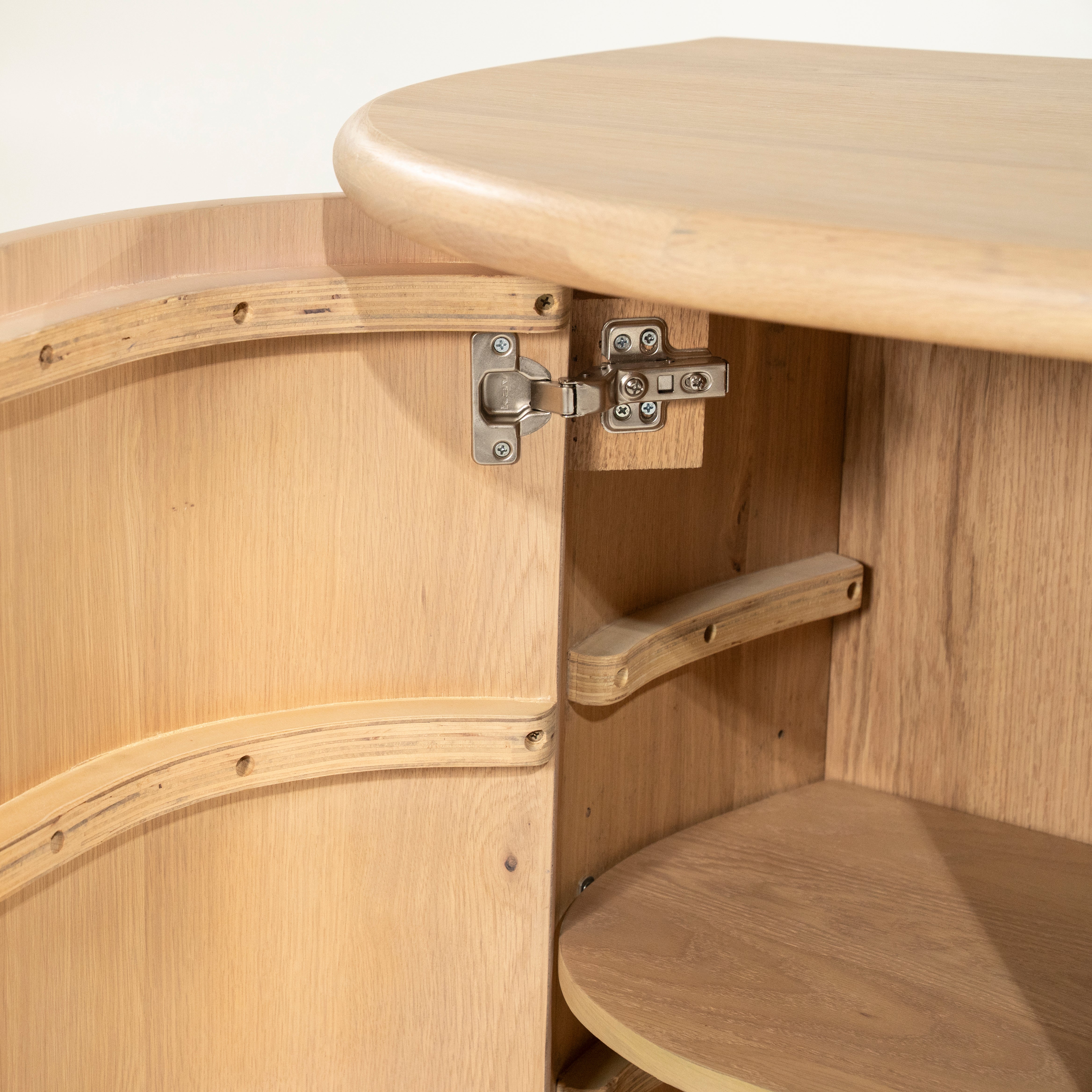 Komoda JOSH z dubového dreva