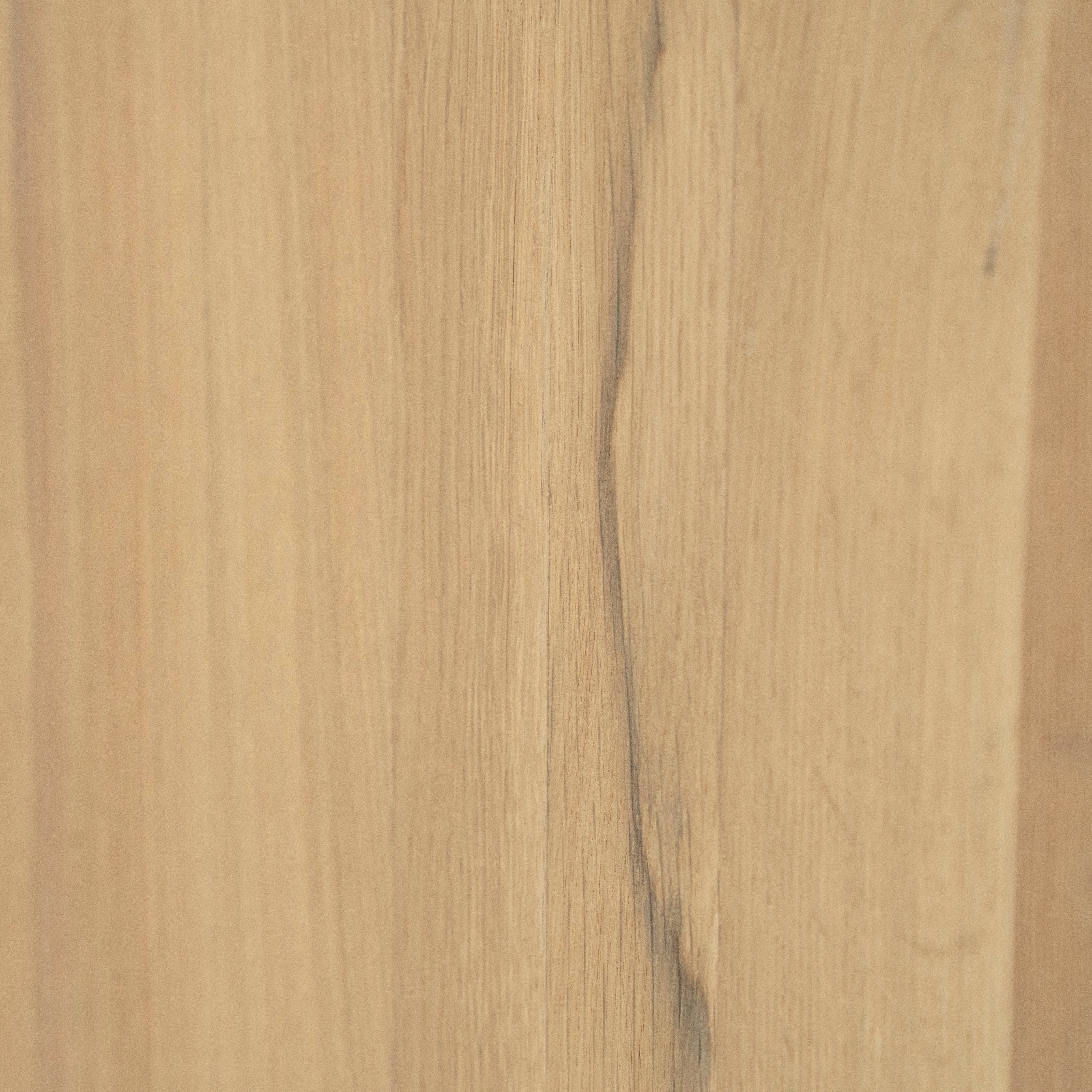 Skriňa JOSH z dubového dreva