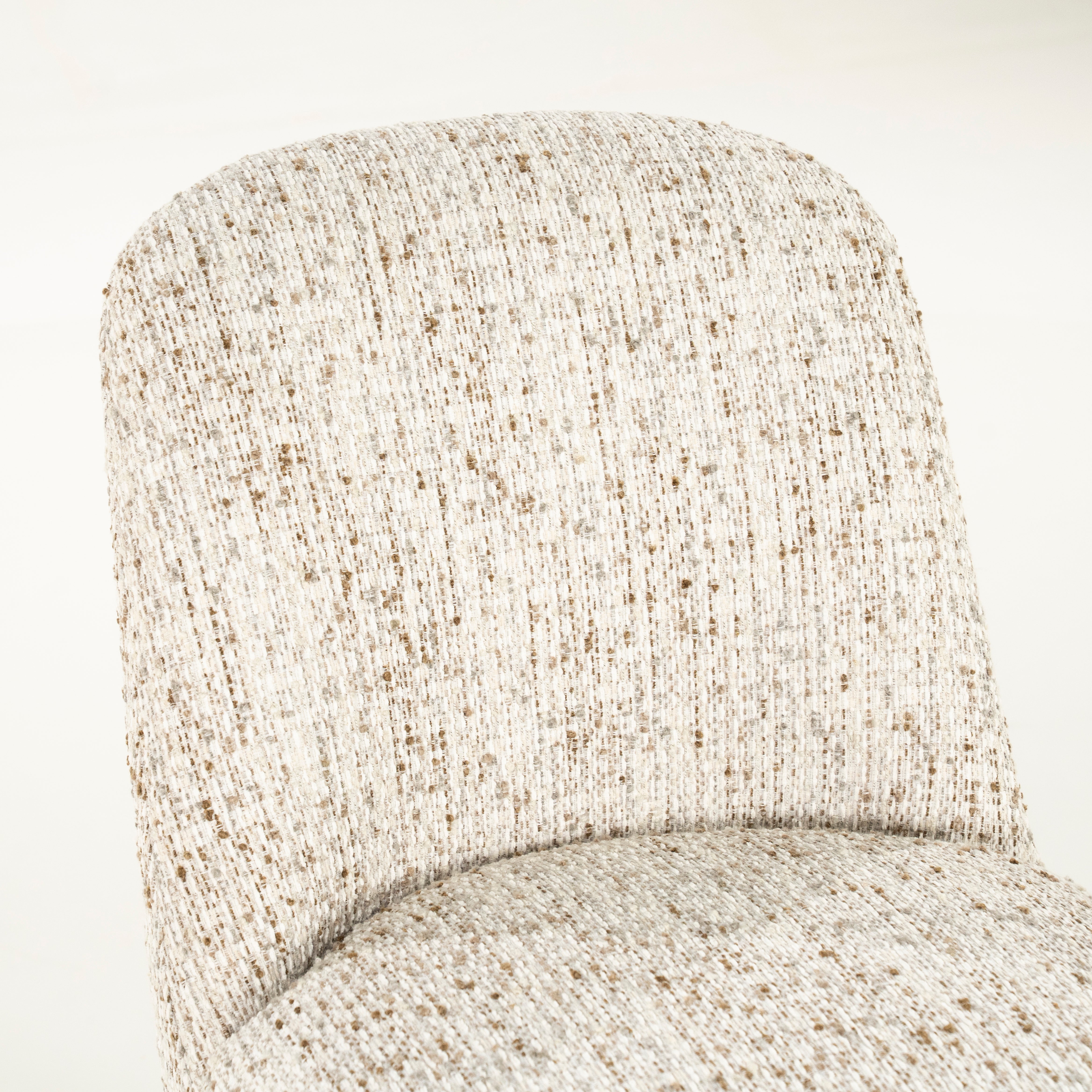 Stolička TOBIAS béžová s tmavohnedým podstavcom