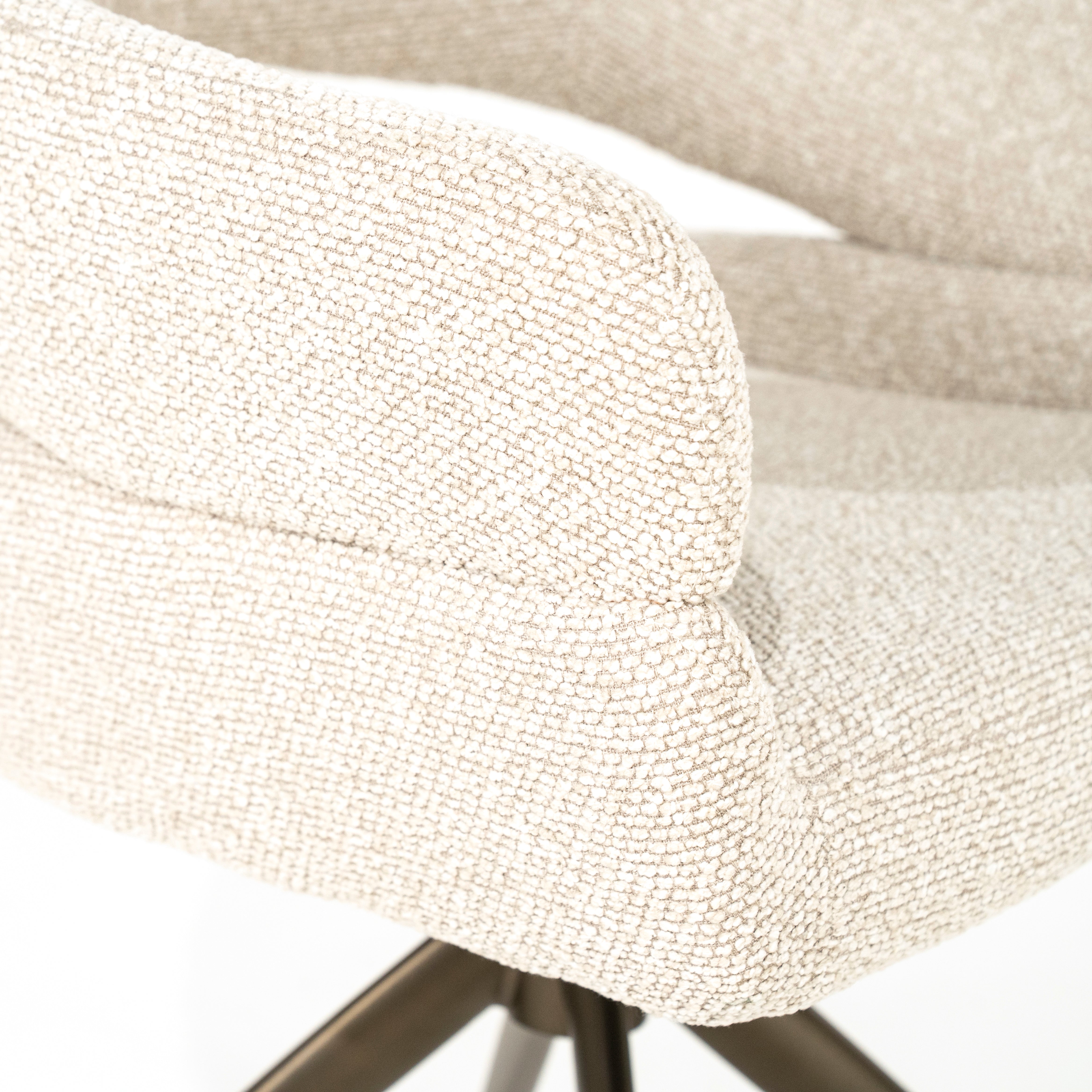 Otáčacie kreslo HAILEY béžové s tmavohnedým podstavcom