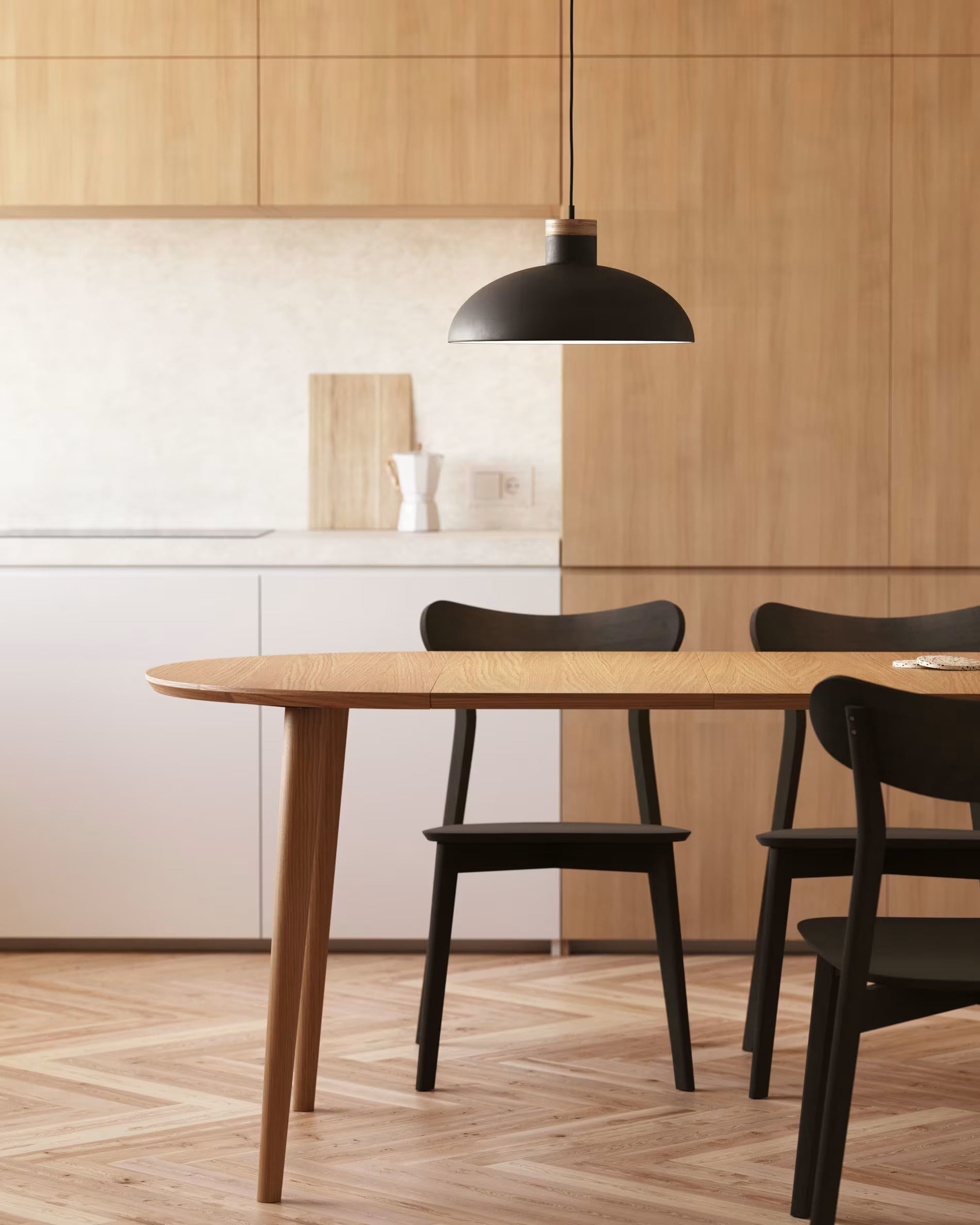 Okrúhly rozkladací stôl OQUI z dubového dyhy