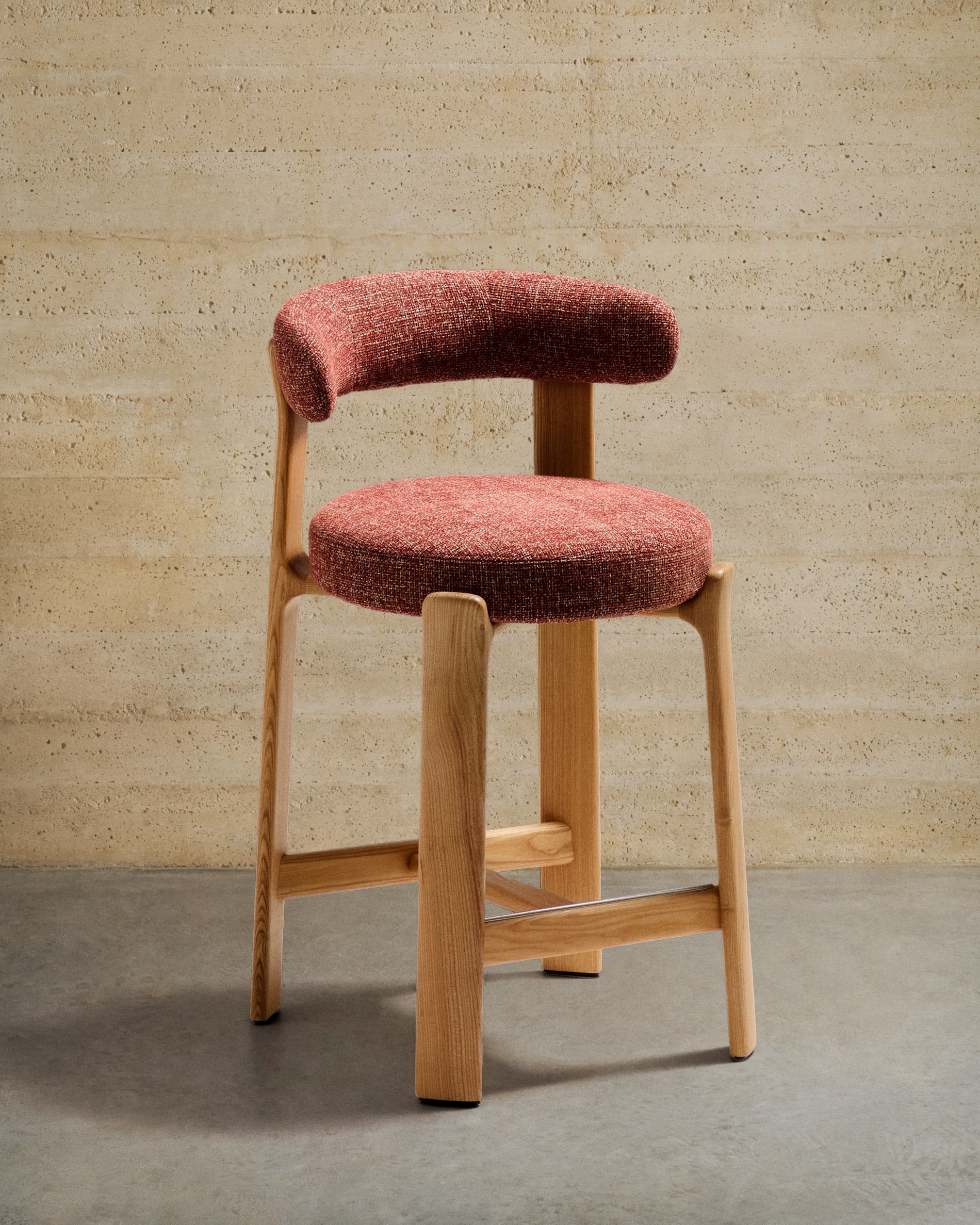 Hoker GRANITE červený szenil s jaseňovou základňou