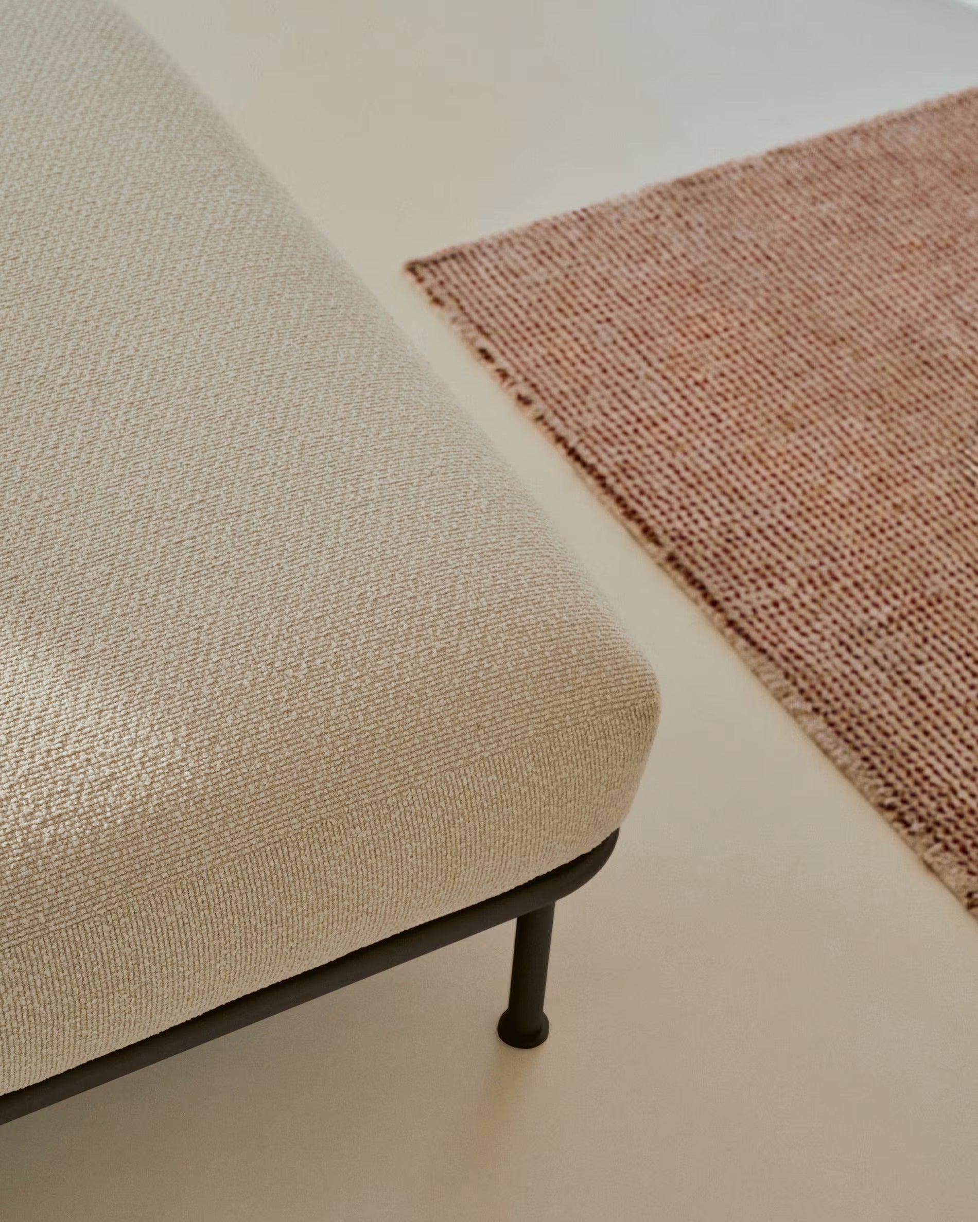 AURUM ecru chenille footstool with a dark gray base