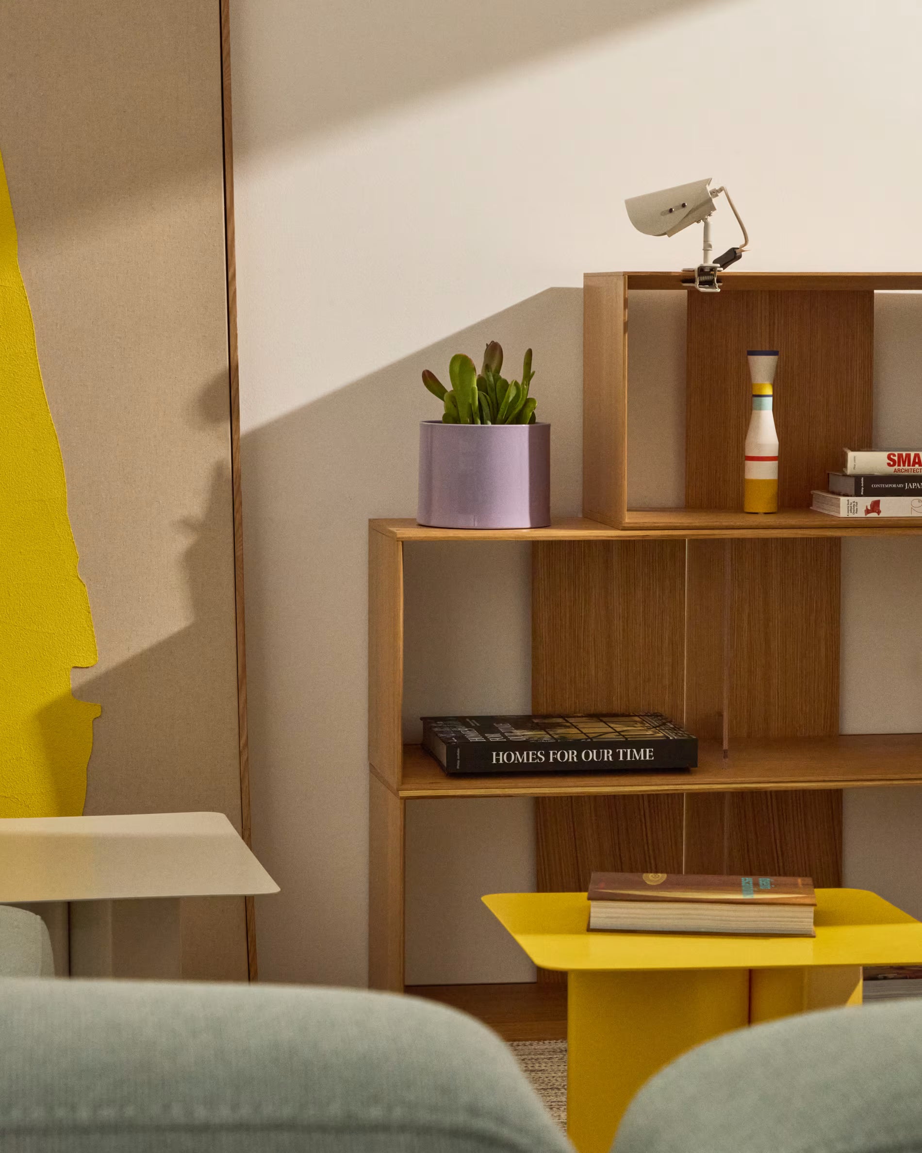 Stolná lampa s klipom JULA šedá