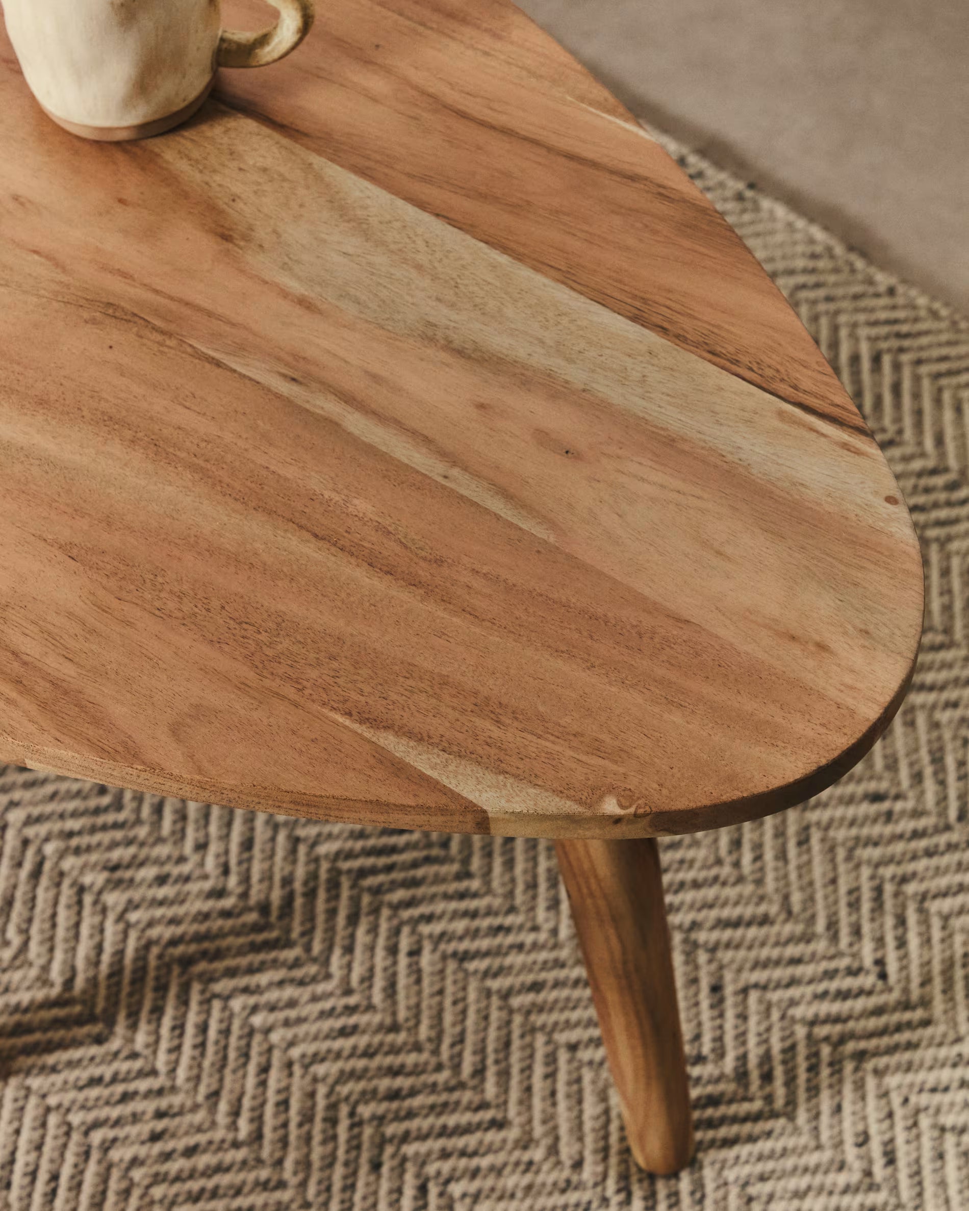 DUVANI Coffee Table Acacia Wood