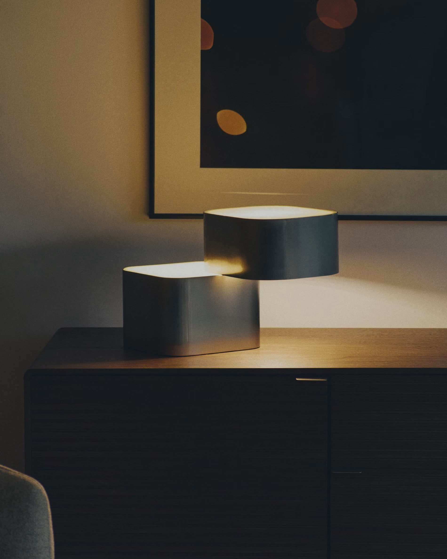 Stolná lampa TANDAN šedá