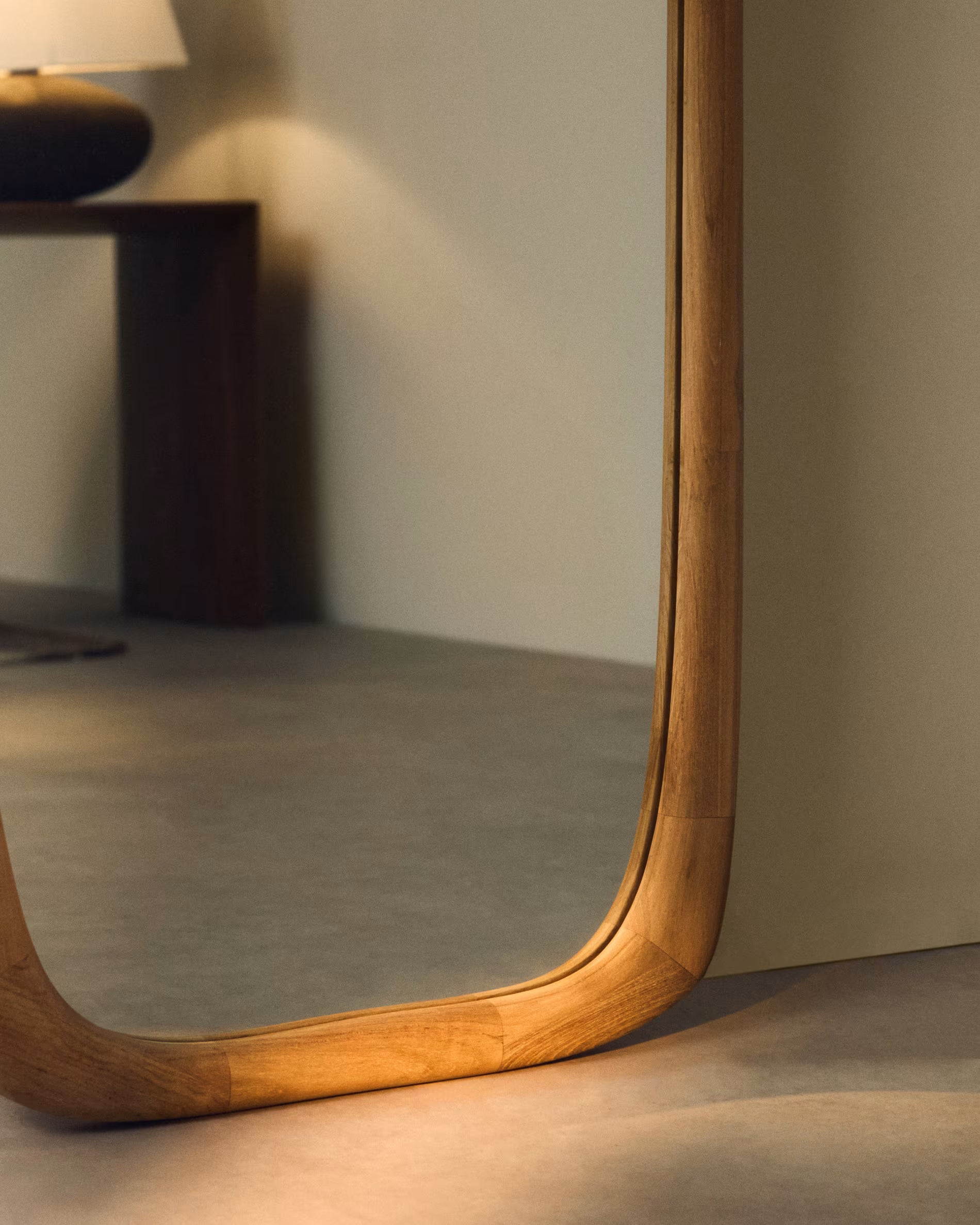 ALURA elongated mirror teak wood