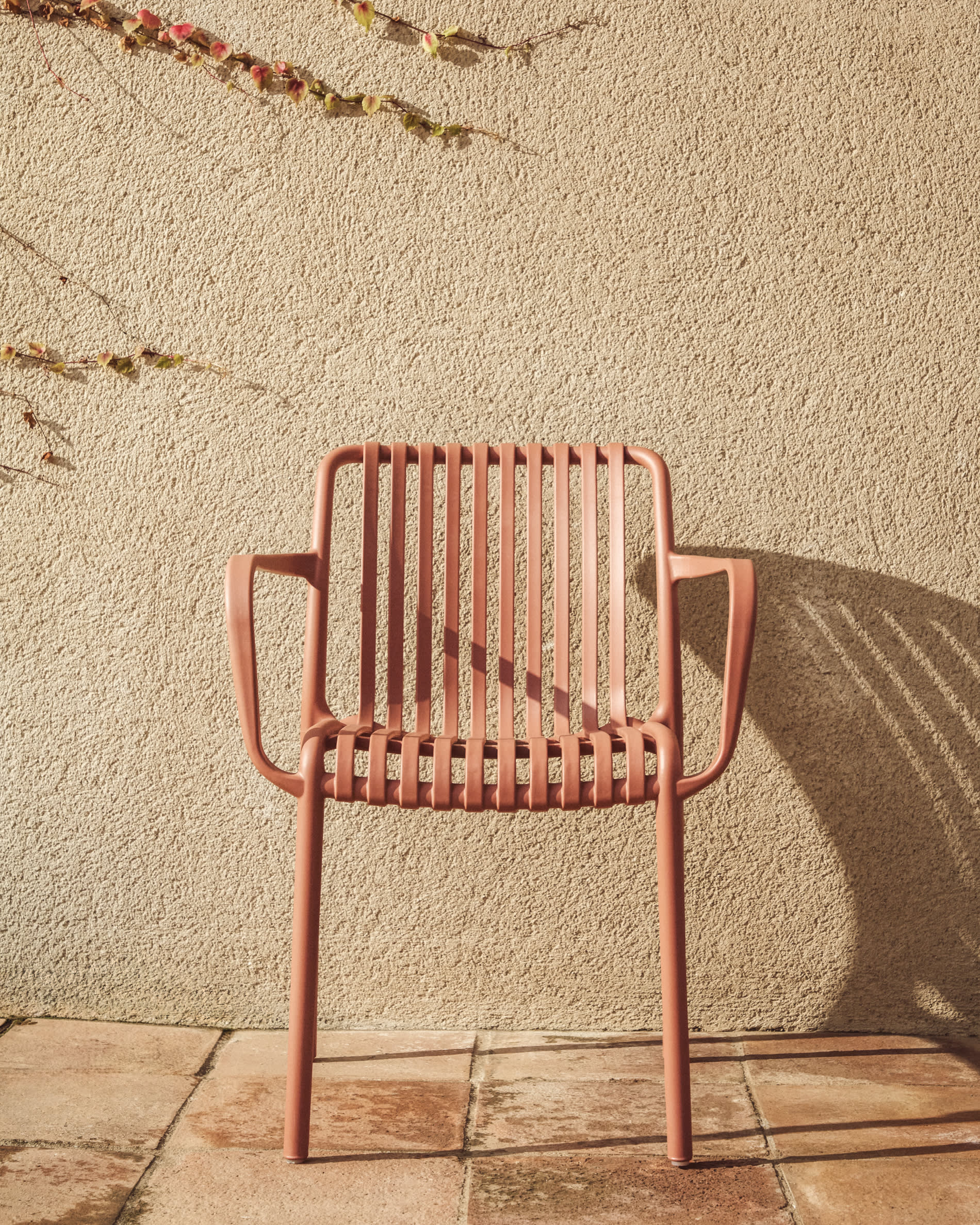 ISABELLINI Terracotta Garden Chair