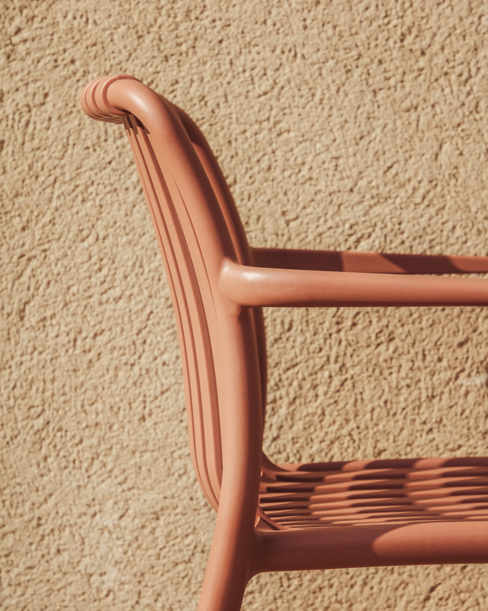 ISABELLINI Terracotta Garden Chair