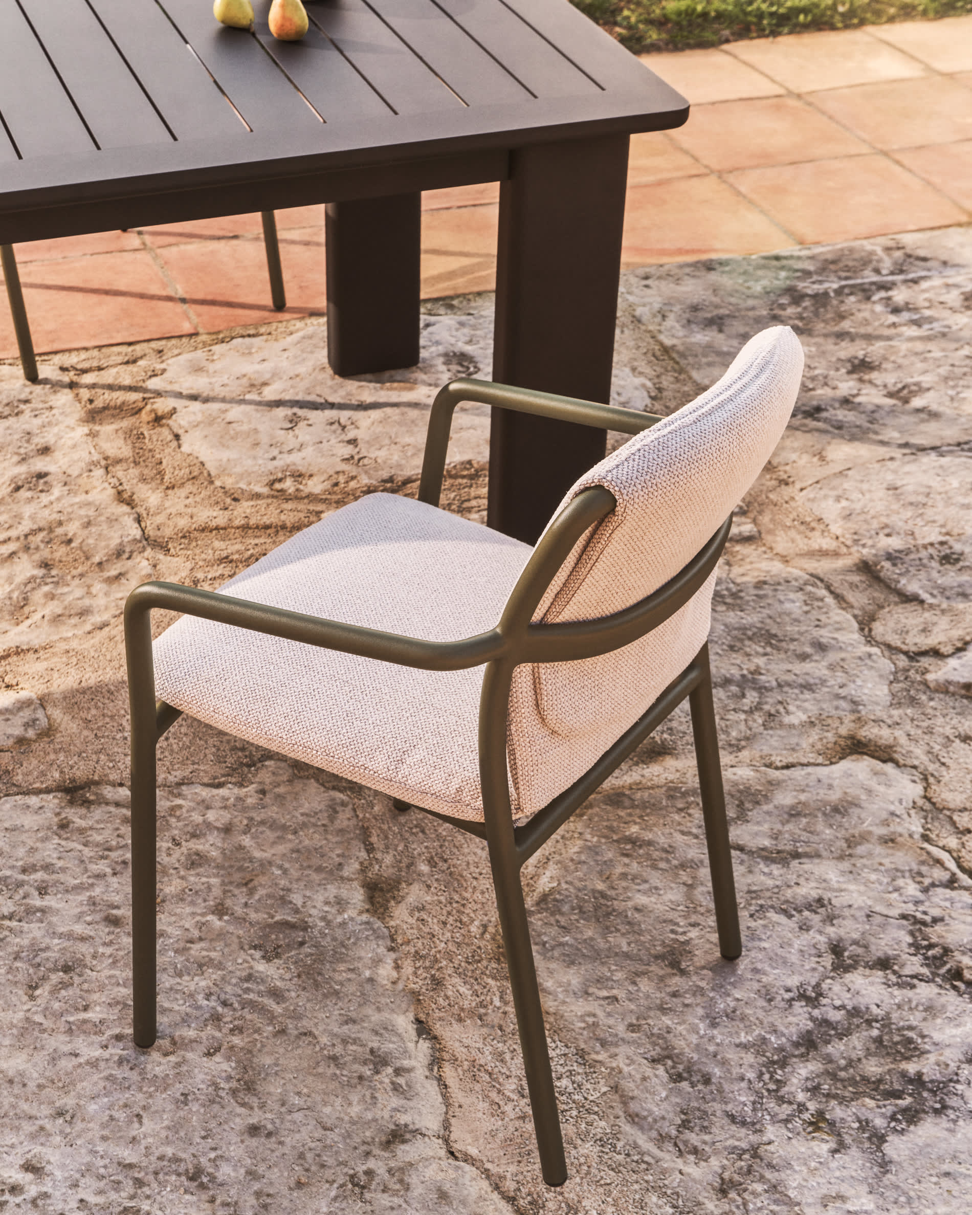 LINOSA Garden Chair Beige with Green Base