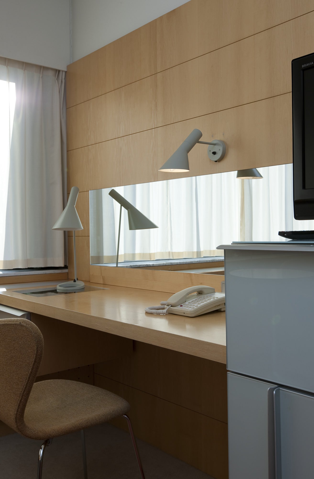 AJ Wall Lamp Dirty Blue