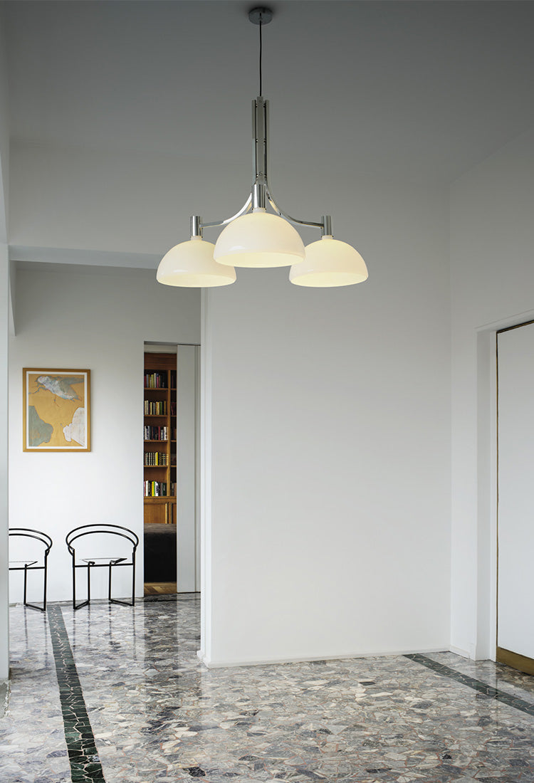 AS43C chandelier chrome with white glass