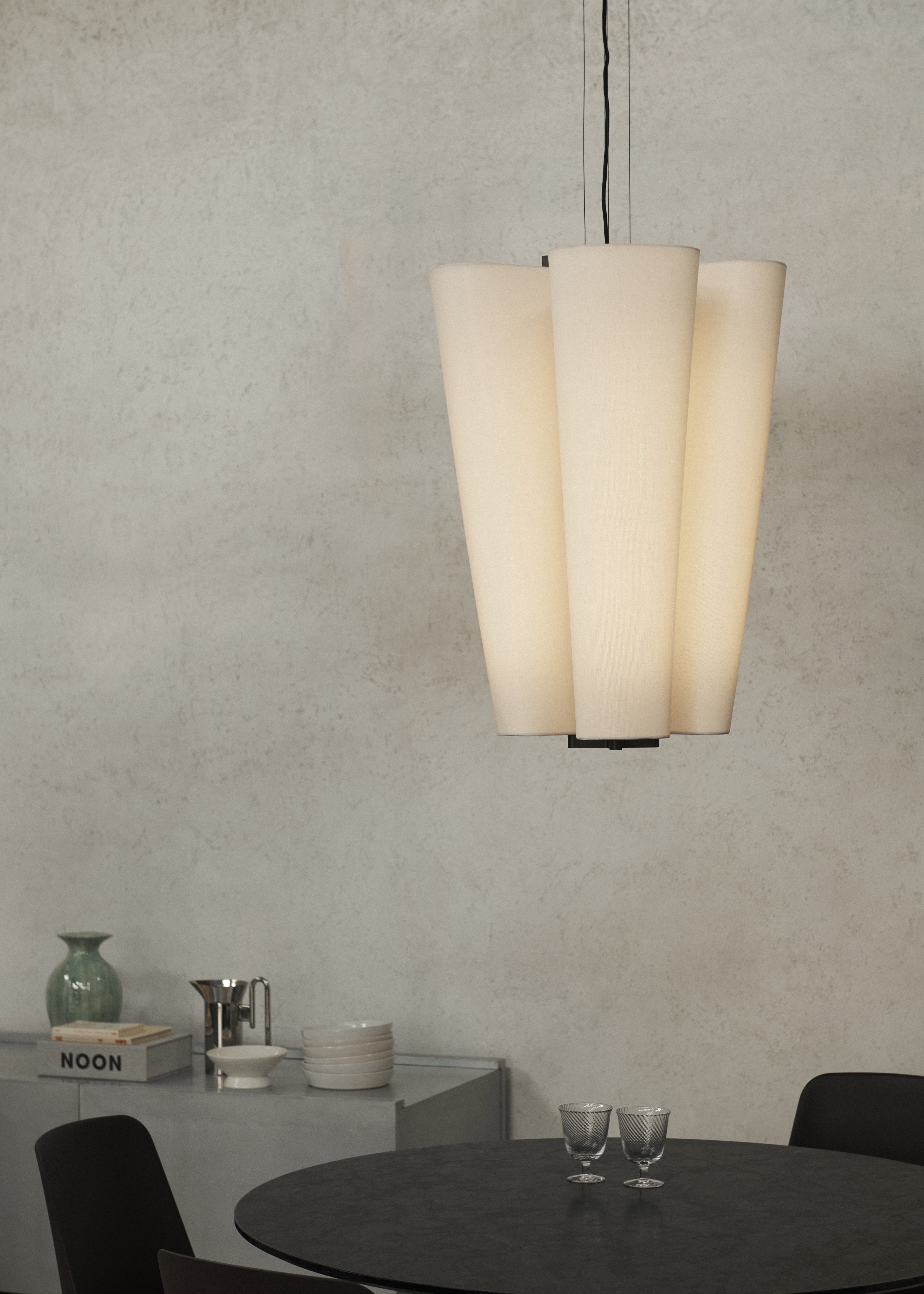 Lampa visiacá BELLA béžová s hnedým povrchom