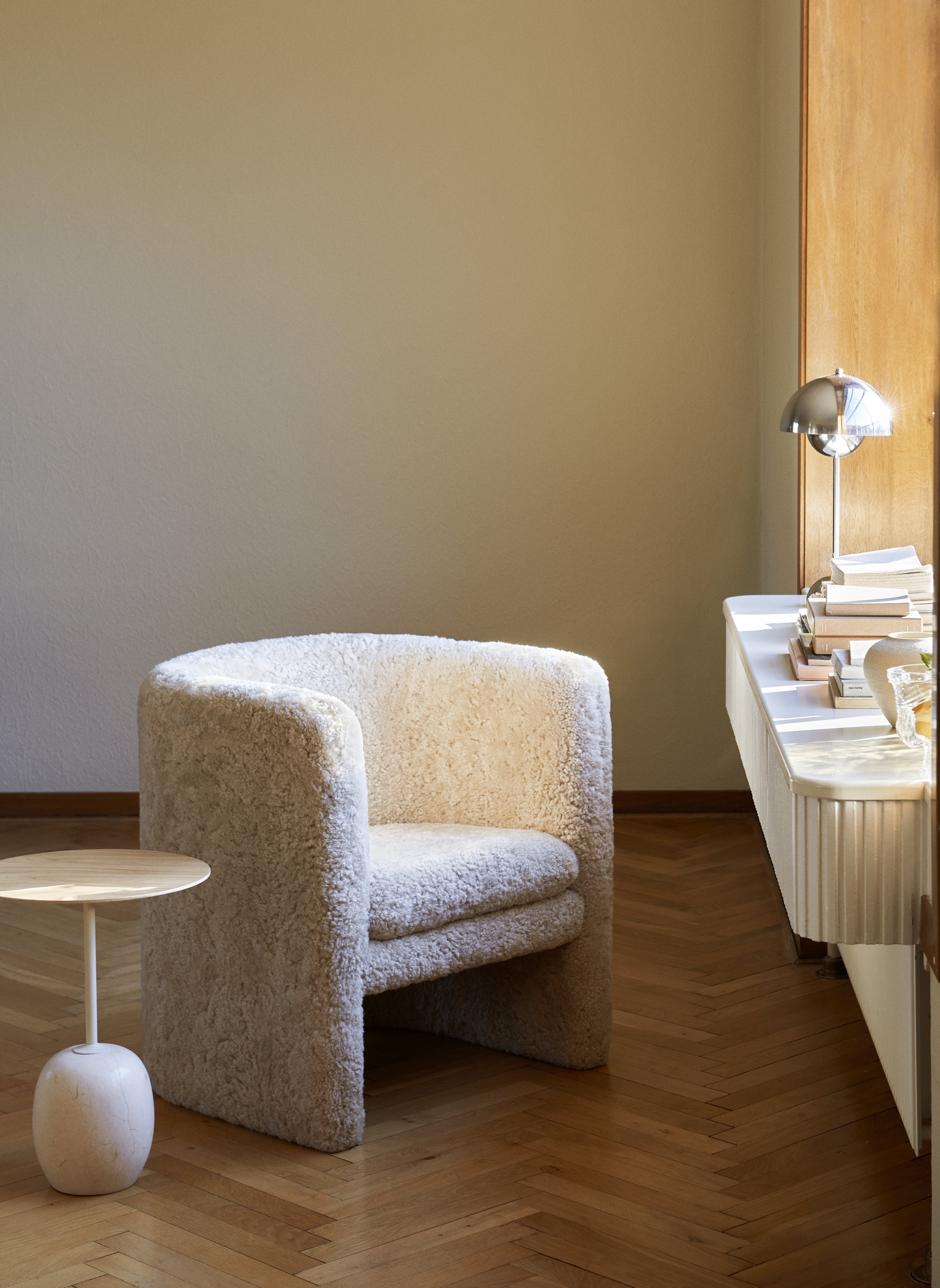 Lampa stolná FLOWERPOT VP3 mosadzná