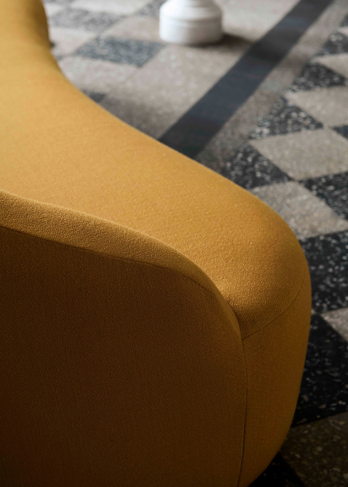 3-seater sofa MARGAS LC4 upholstered