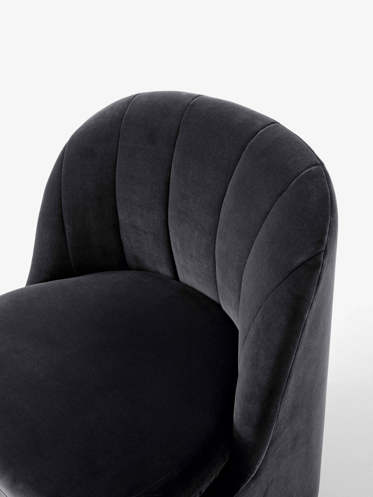 Fotel LOAFER SC107 čalúnený