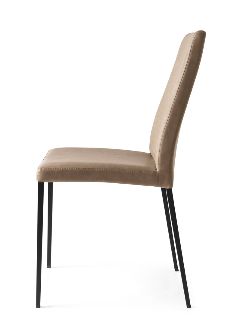 AIDA upholstered chair with a black base