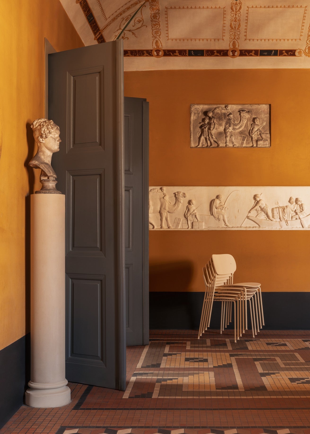 Záhradná stolička CO béžová