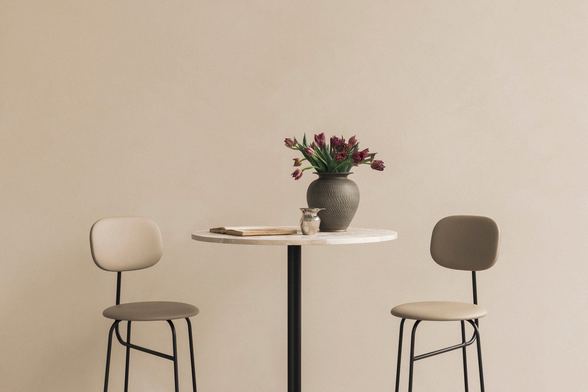 AFTEROOM PLUS stool dark oak veneer