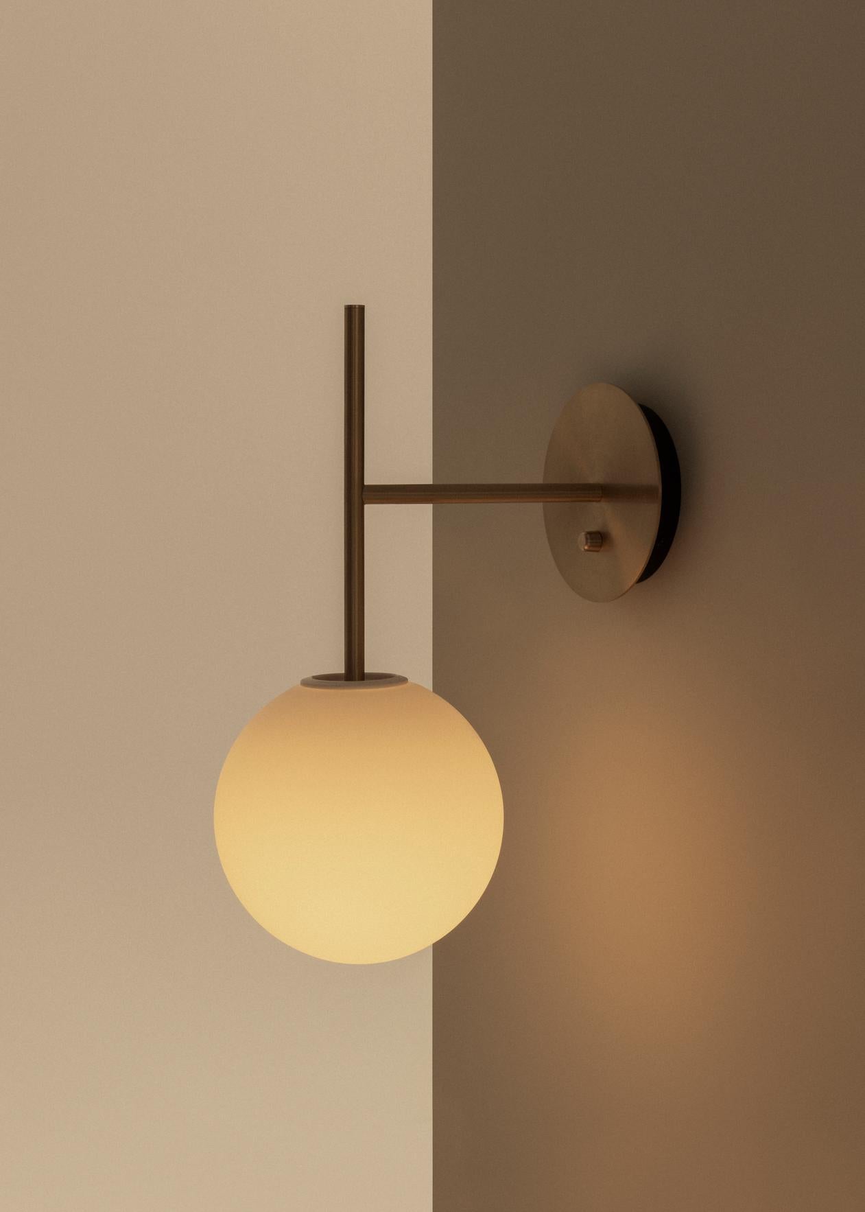TR BULB wall lamp polished steel