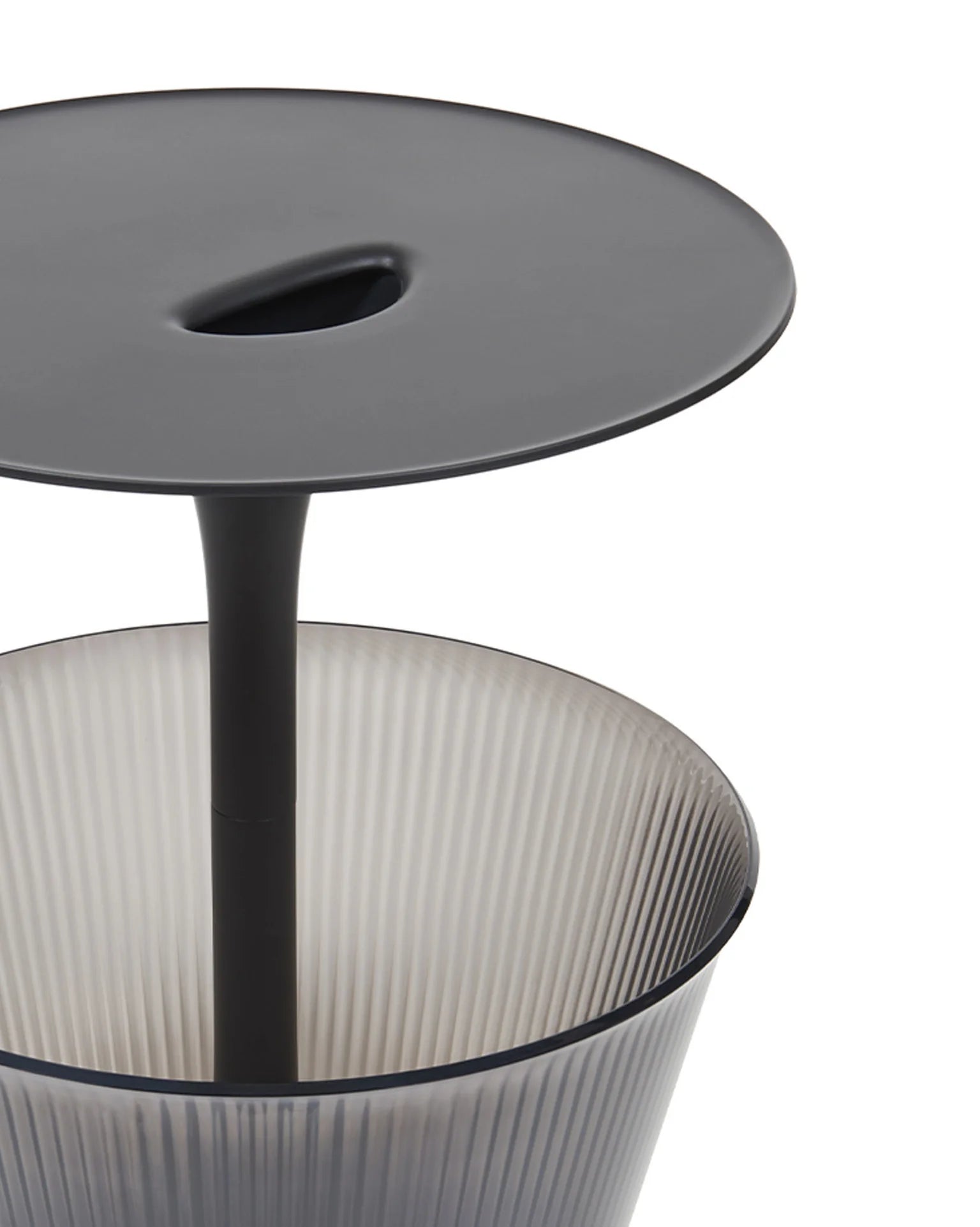 Čierny pomocný stolík PICK-UP