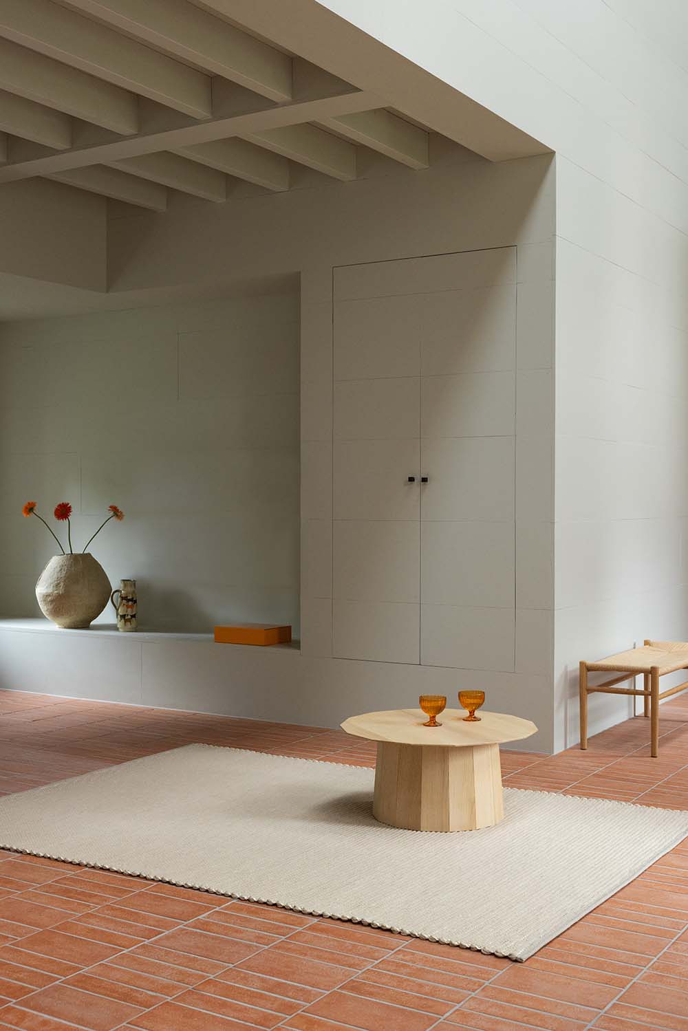 Koberec FRAME krémový