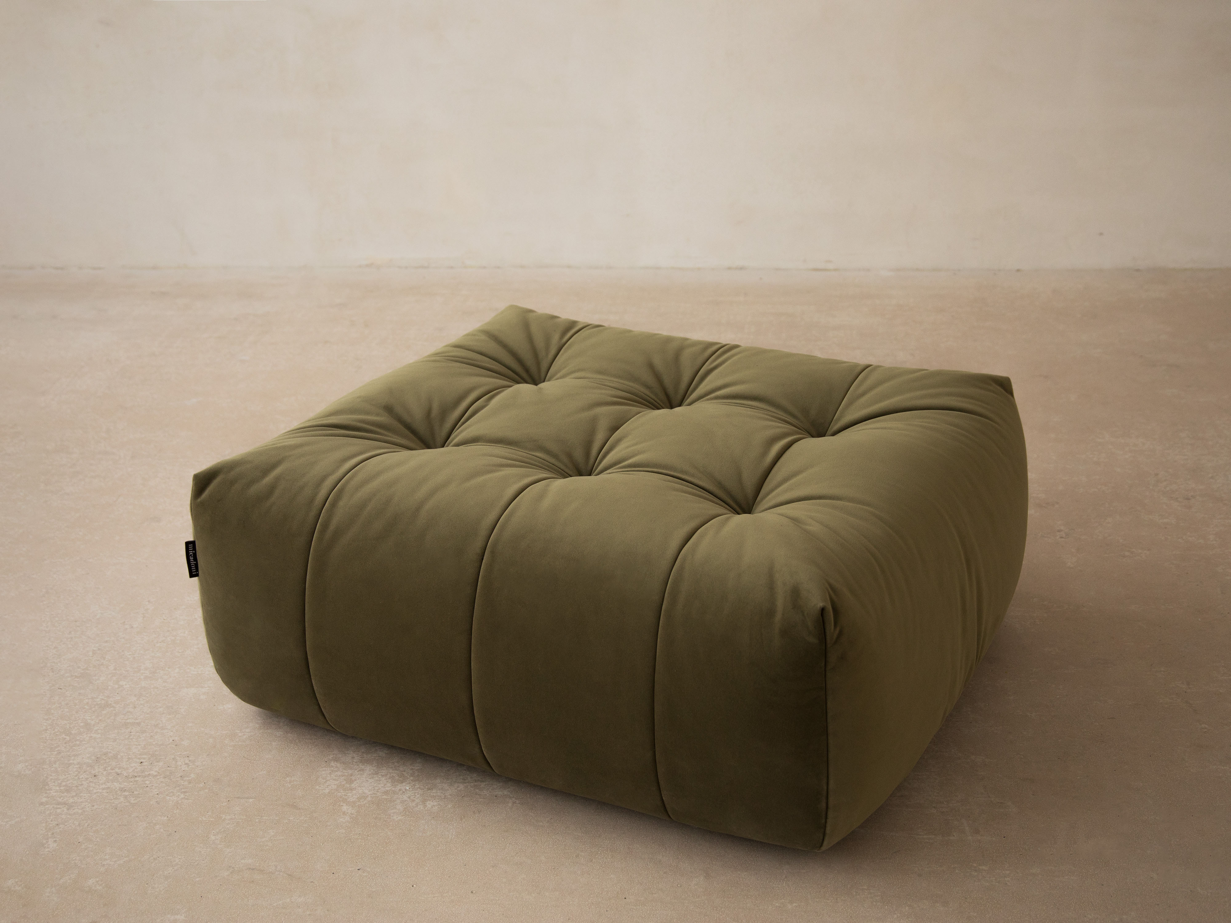 Puf zamatový BLOOM terakota