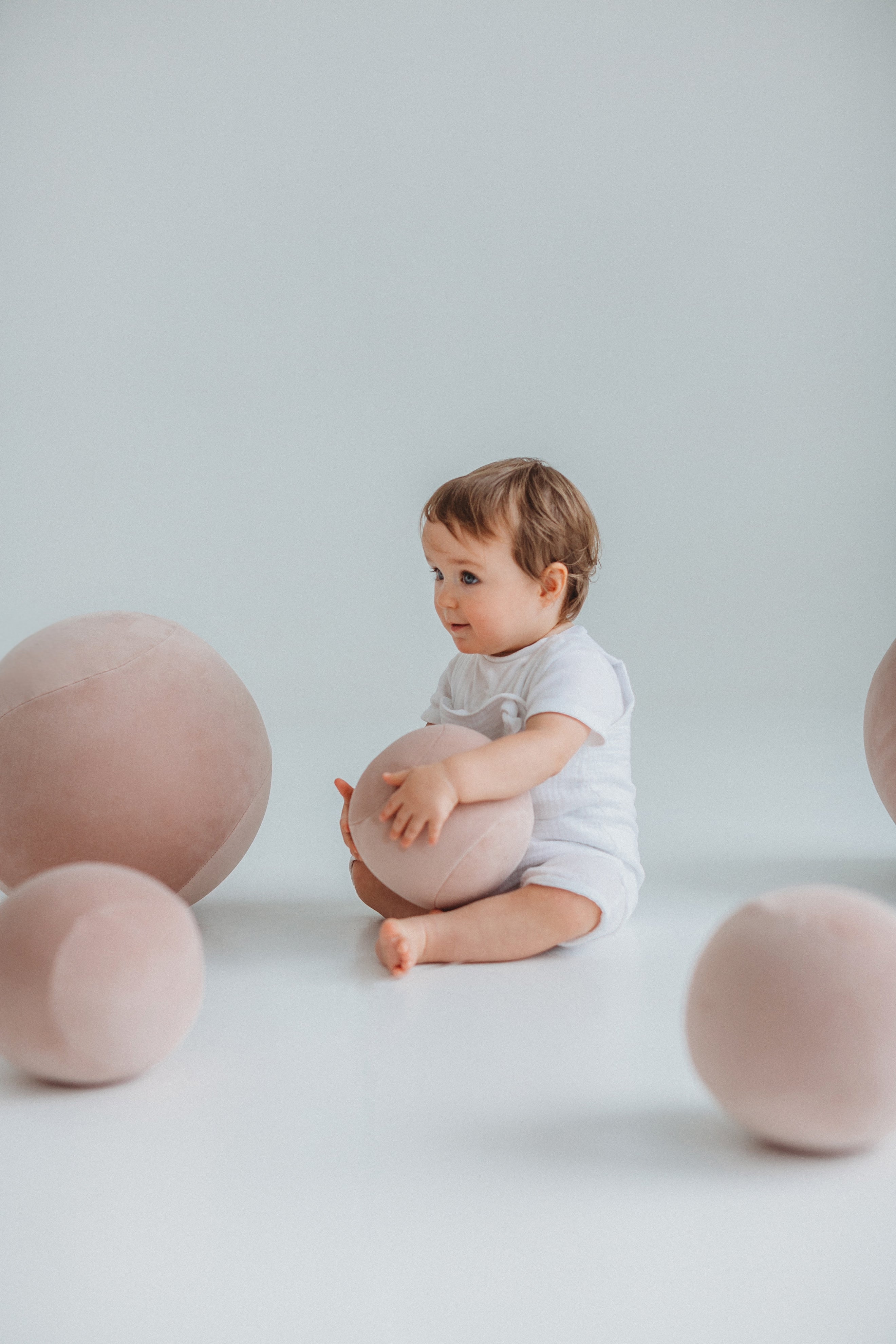 Detský puf BABY SPHERIC čalúnený