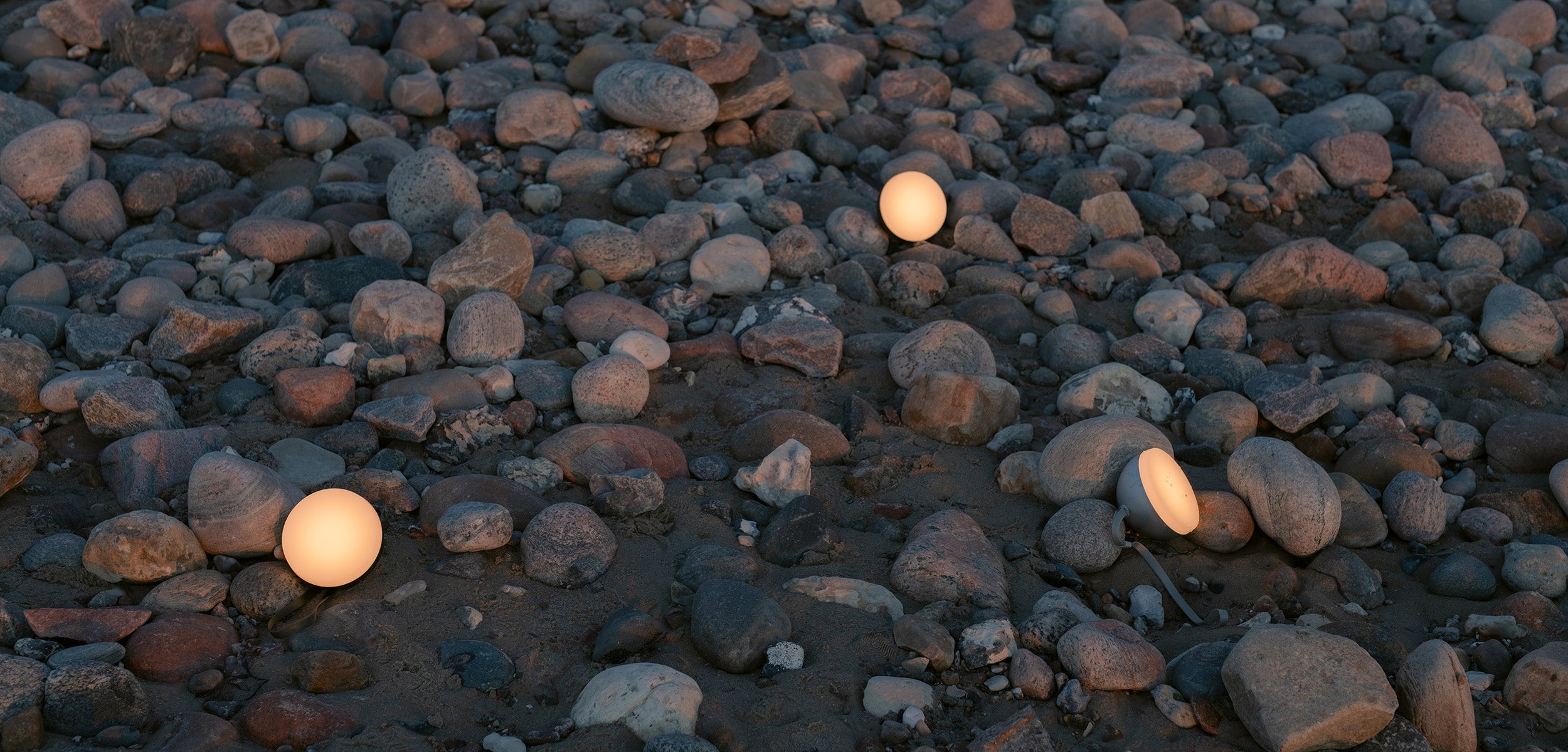 Prenosná lampa SPHERE ADVENTUR LIGHT šedá