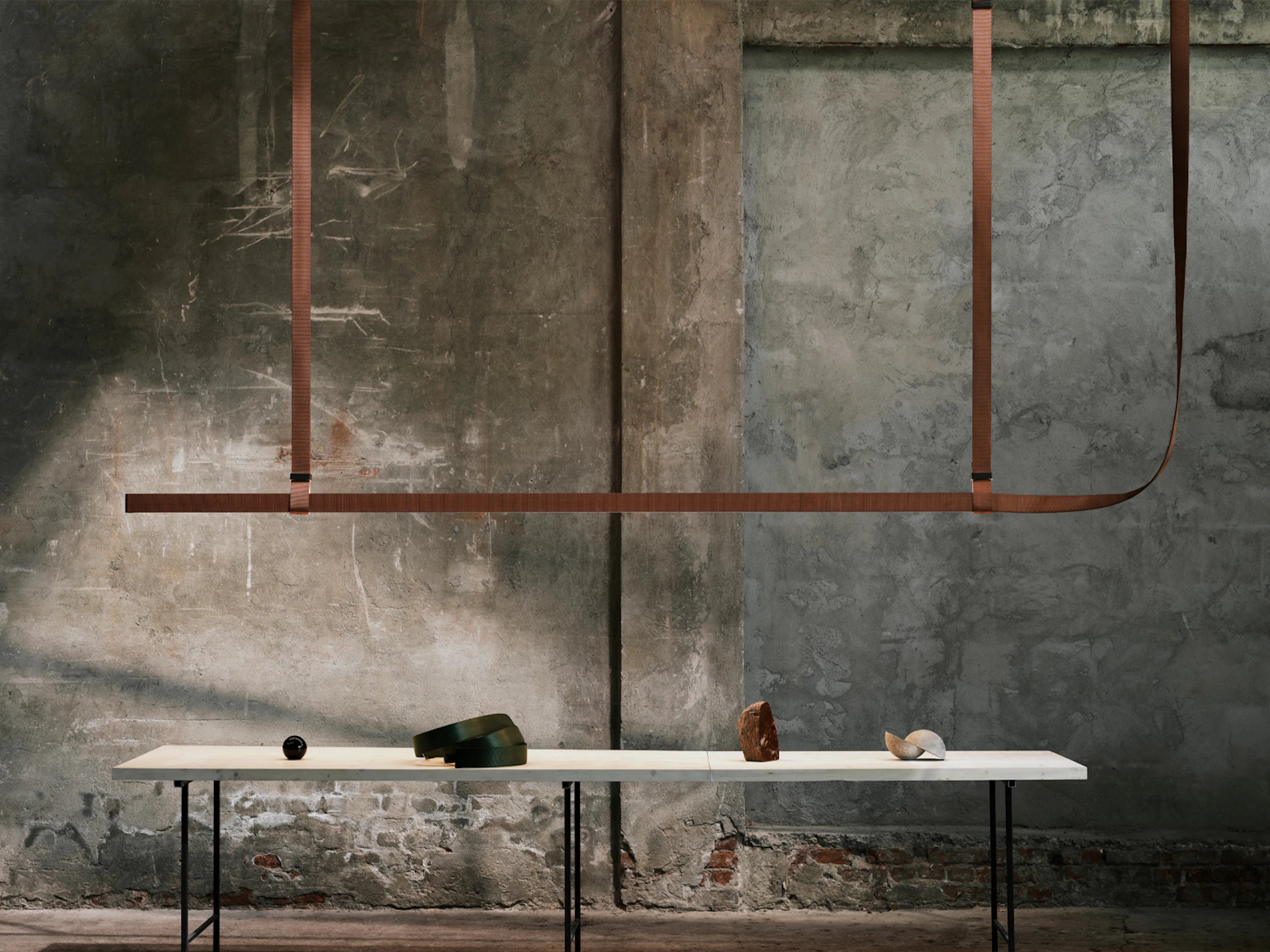 Závesná lampa BELT hnedá koža