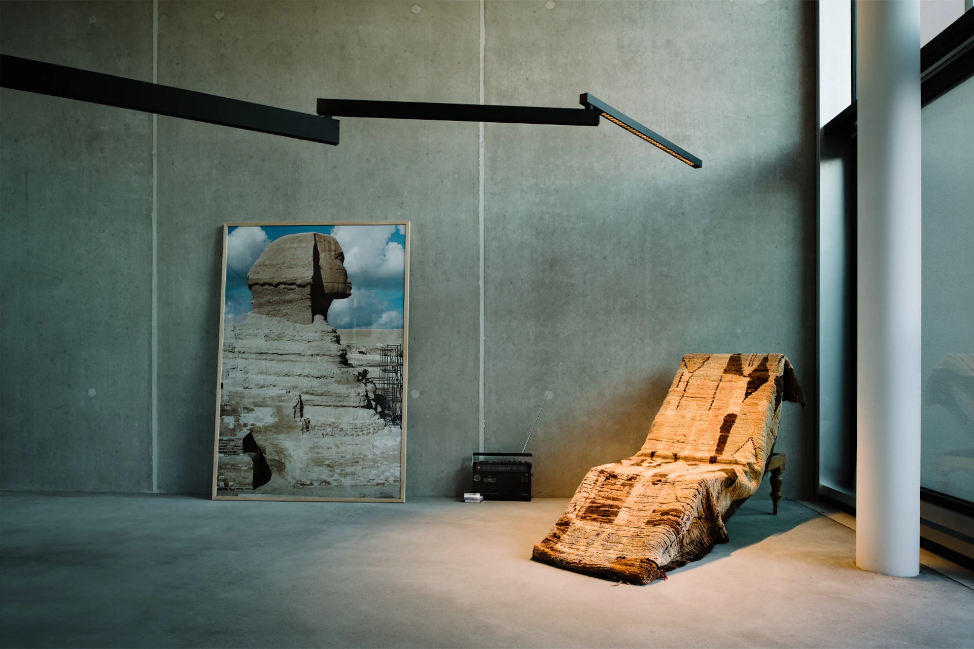 BLACK FLAG PRO Wall Lamp with Arm Black