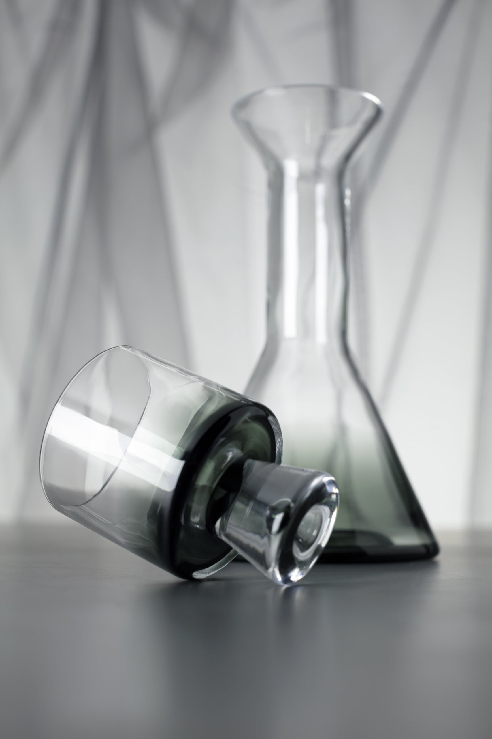 Dekantér TANK čierne sklo