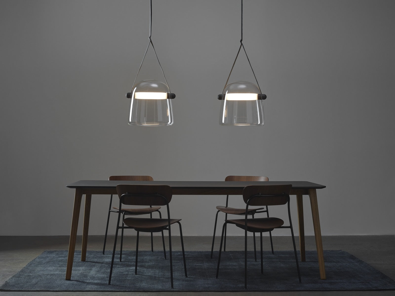 Závesná lampa MONA čierna stropná rozeta