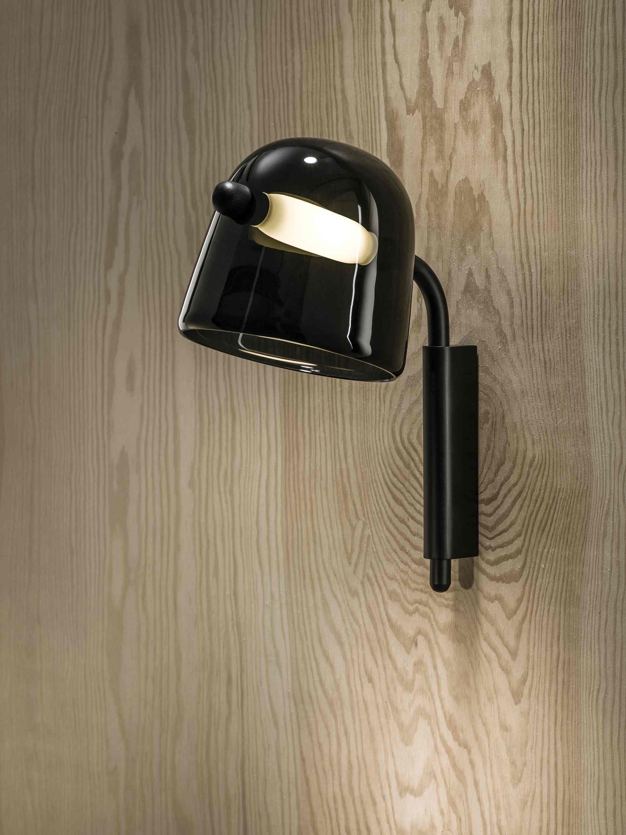 Nástenná lampa MONA čierna základňa