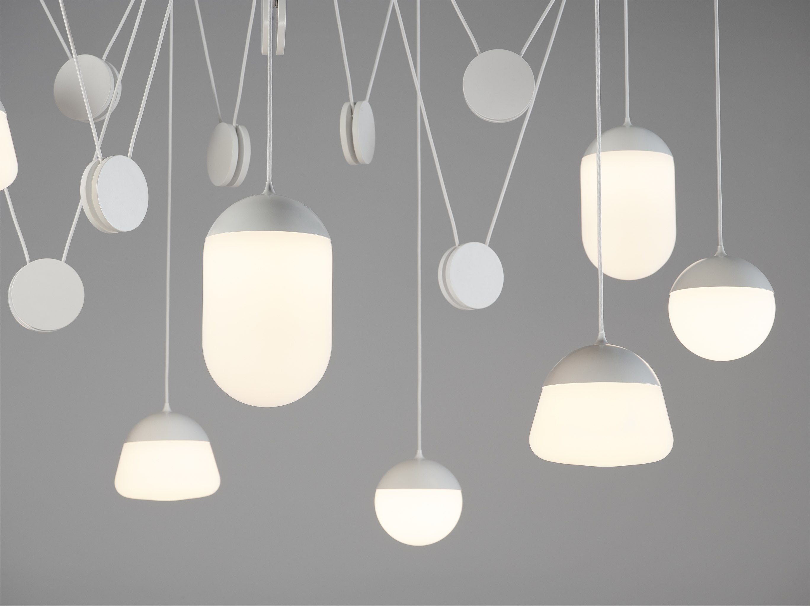 Závesná lampa PLANETS matné sklo