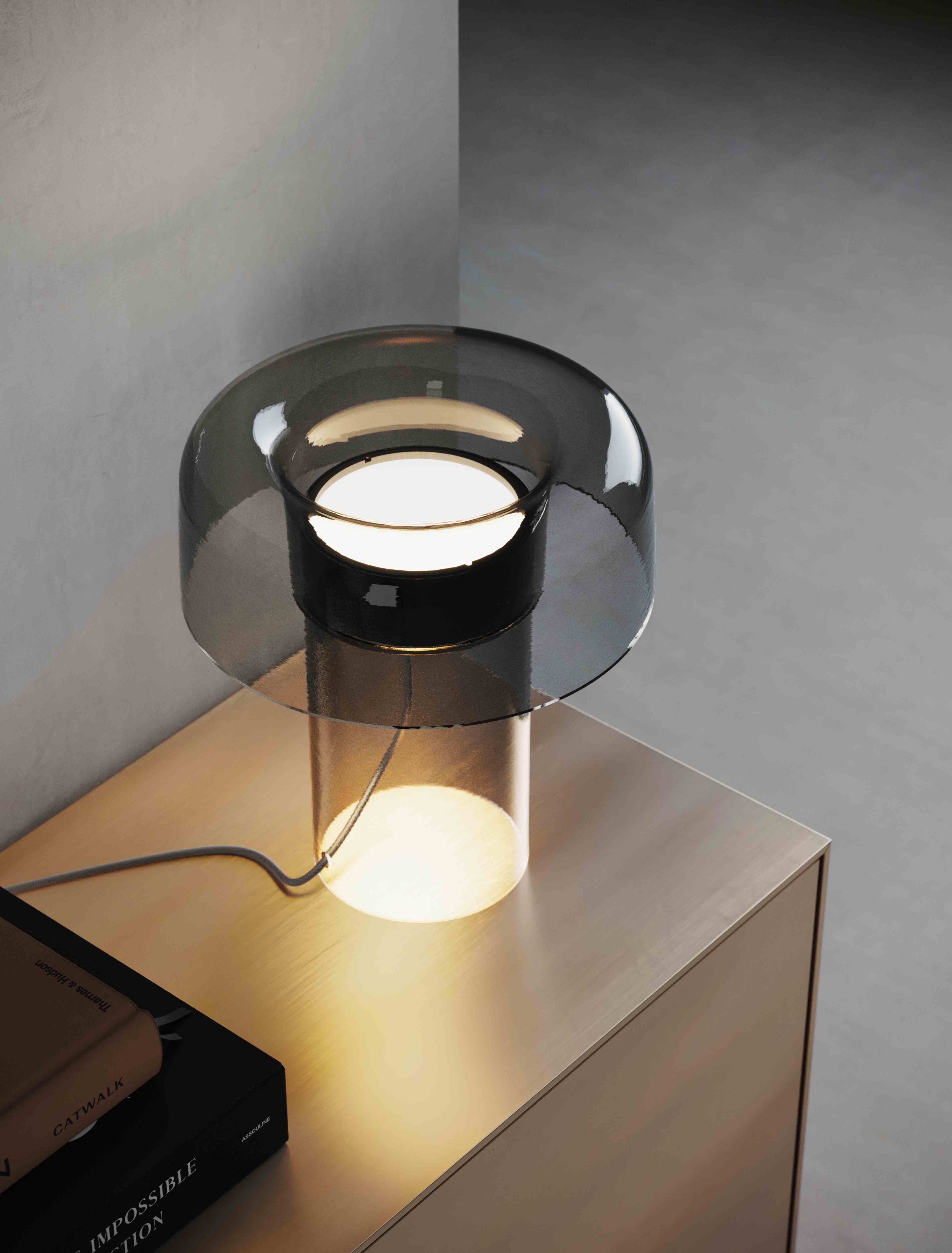 Spectra glass table lamp