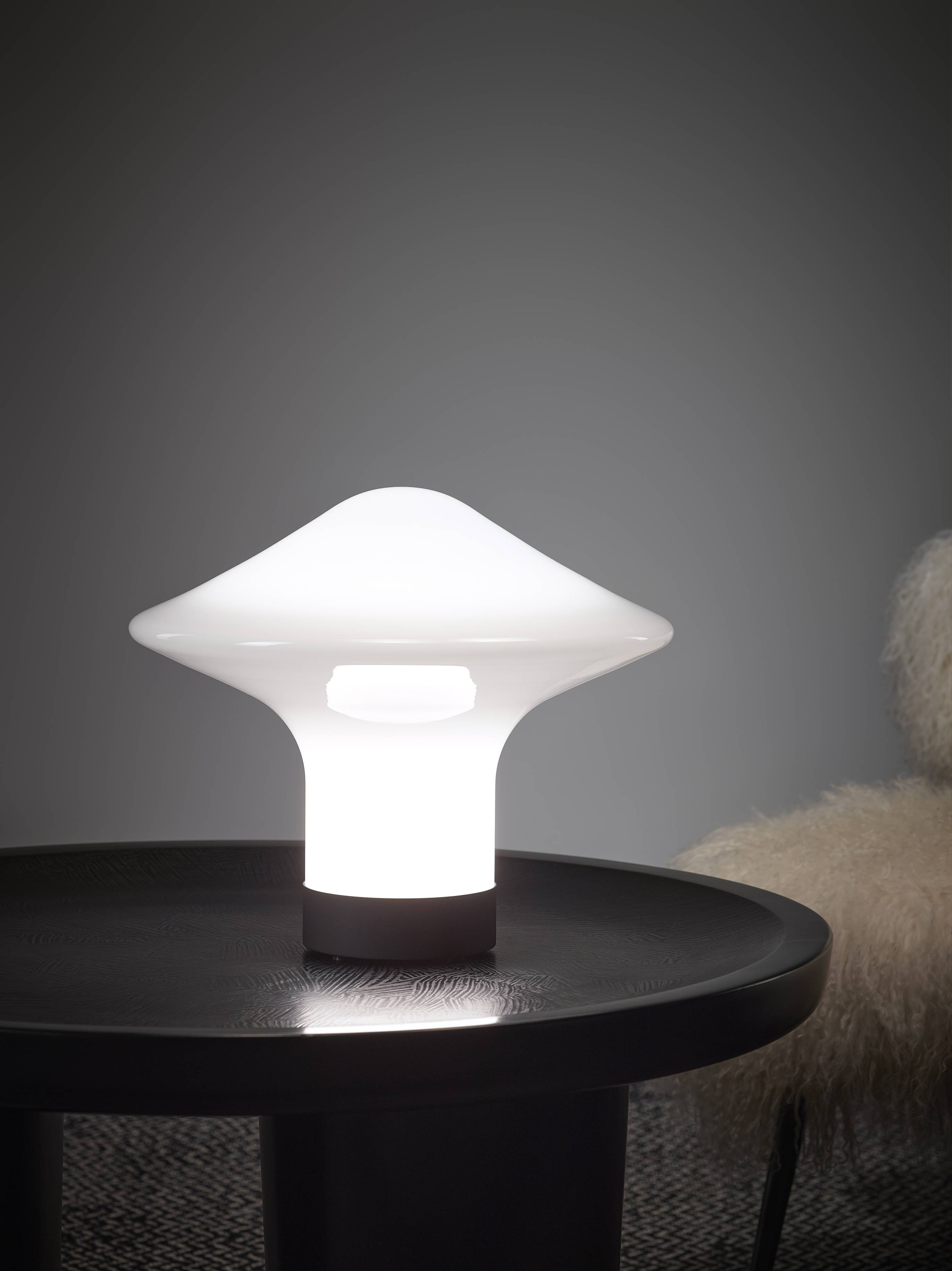 Stolná lampa TROTTOLA sklo fúkané