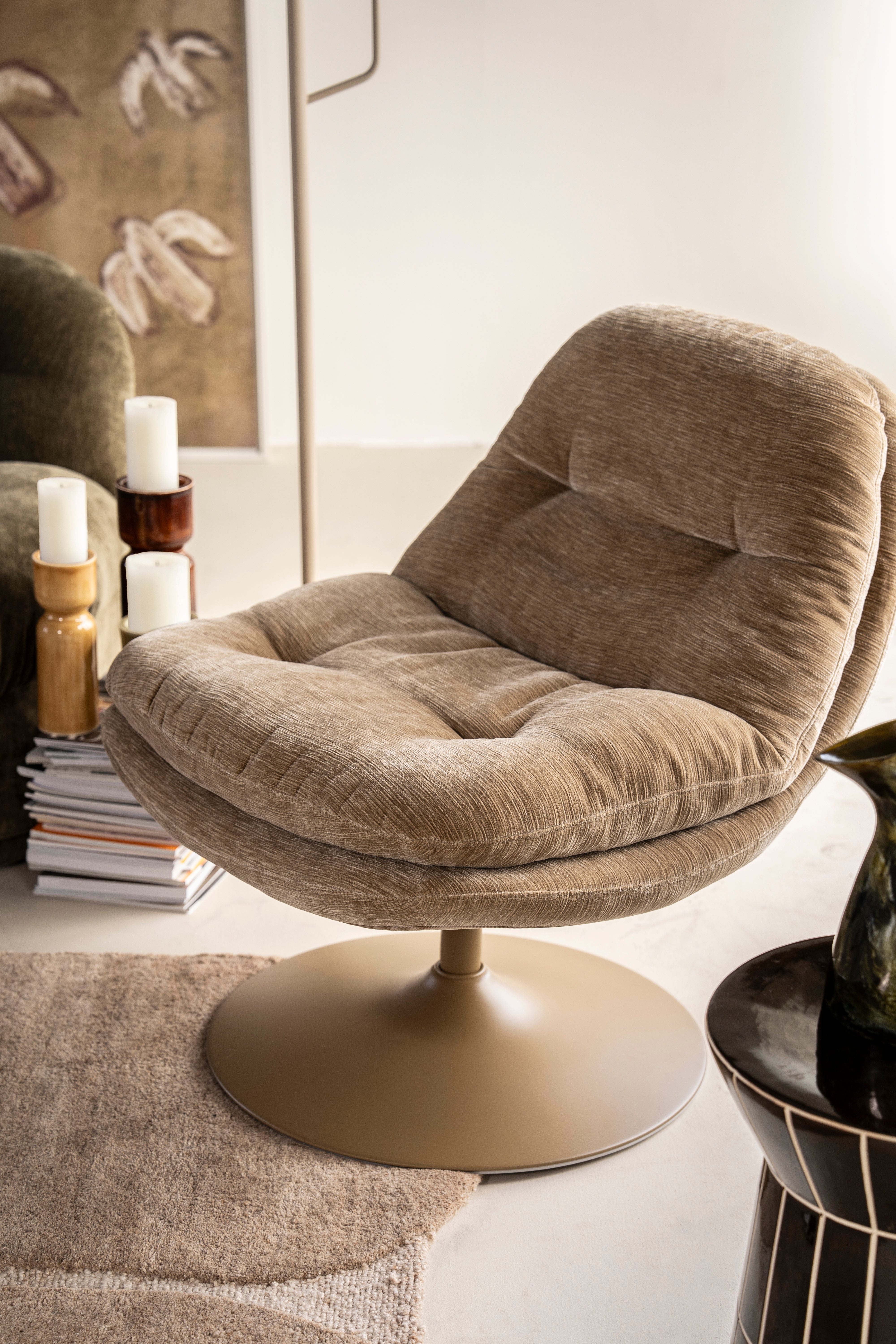 TROMBA beige swivel armchair