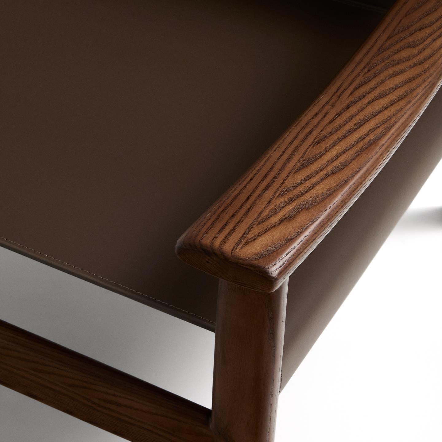 JAN armchair in brown recycled leather with dark ash wood